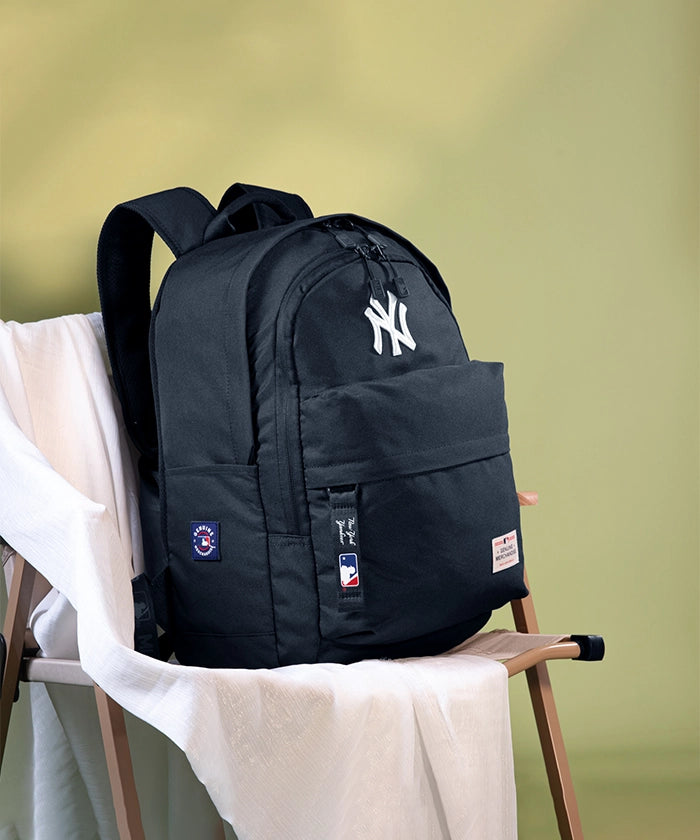 MLB New York Yankees Official Laptop Backpack 15.6 Inch - Stylish College School Bag for Men & Women - Perfect for Work, Travel & Sports Fans