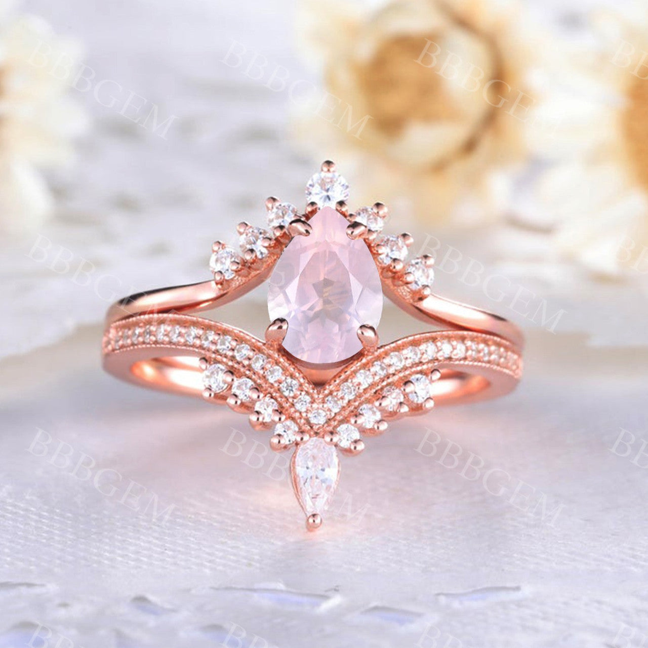 Exquisite 0.8 Carat Pear Cut Rose Quartz Engagement Ring Set with Diamond Band - Perfect for Proposals, Anniversaries & Romantic Gifts