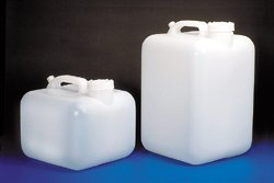 405614 Lightweight HDPE Rectangular Carboy - 2.5 Gallon (2.5 Gal) Water Storage Container | Perfect for Homebrewing, Wine Making & Chemical Storage