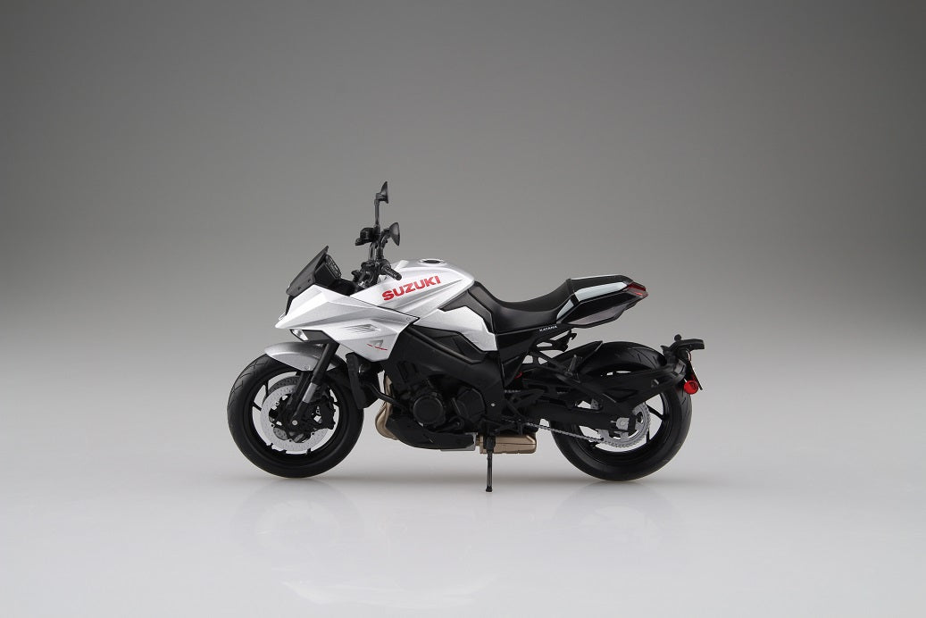 1/12 Scale AOSHIMA SUZUKI GSX-S1000S KATANA Motorcycle Model Kit - Metallic Mystic Silver for Collectors & Hobbyists | Perfect for Display, DIY Projects & Gift Giving