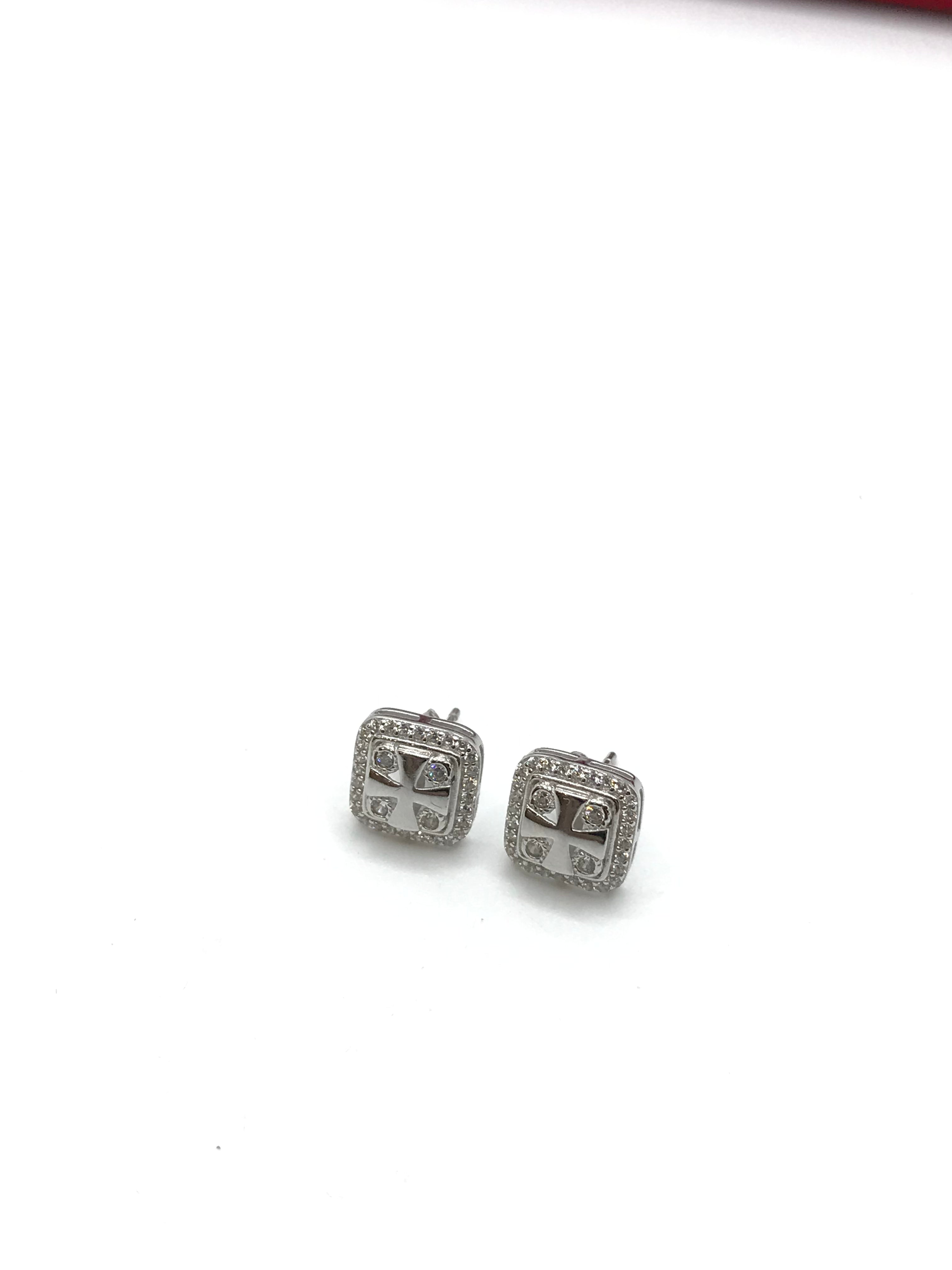 Sterling Silver Claddagh Stud Earrings for Women - Authentic Irish Jewelry Gift for Her - Perfect for Weddings, Anniversaries & Everyday Wear