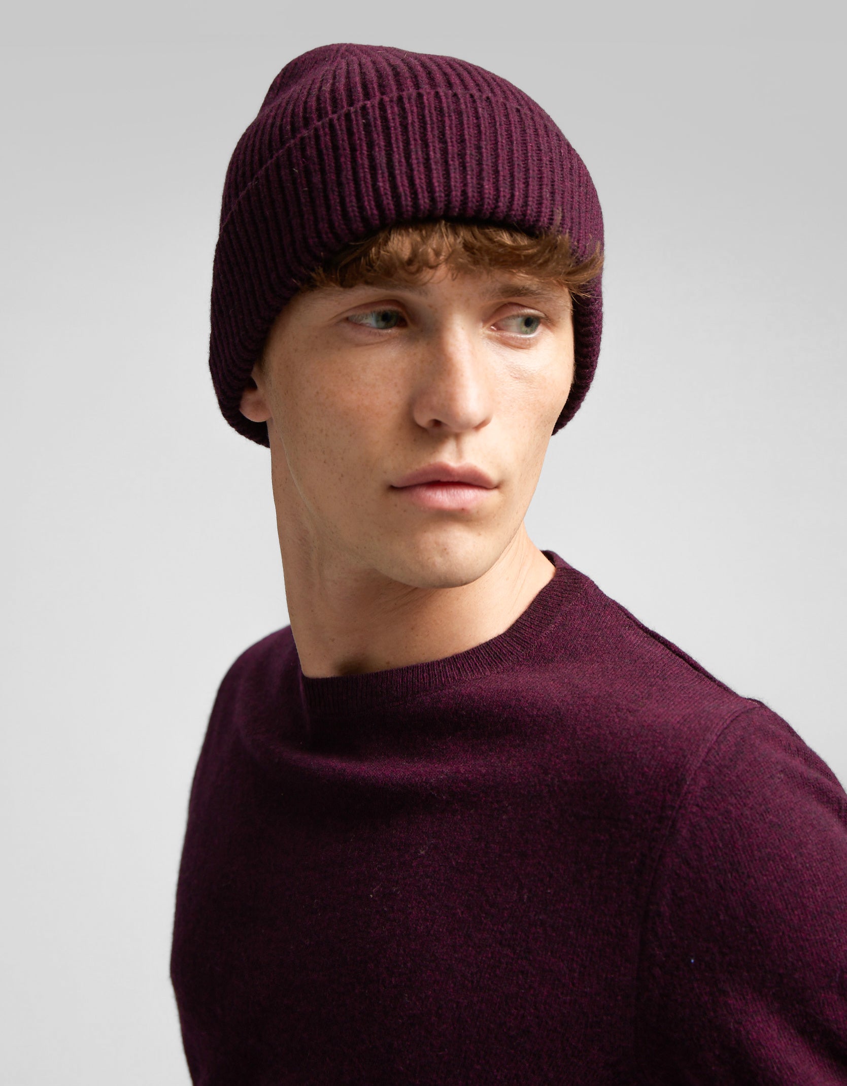 Premium Merino Wool Beanie for Women & Men - Soft Raspberry Pink Winter Hat - Warm Knit Cap for Skiing, Hiking & Outdoor Activities