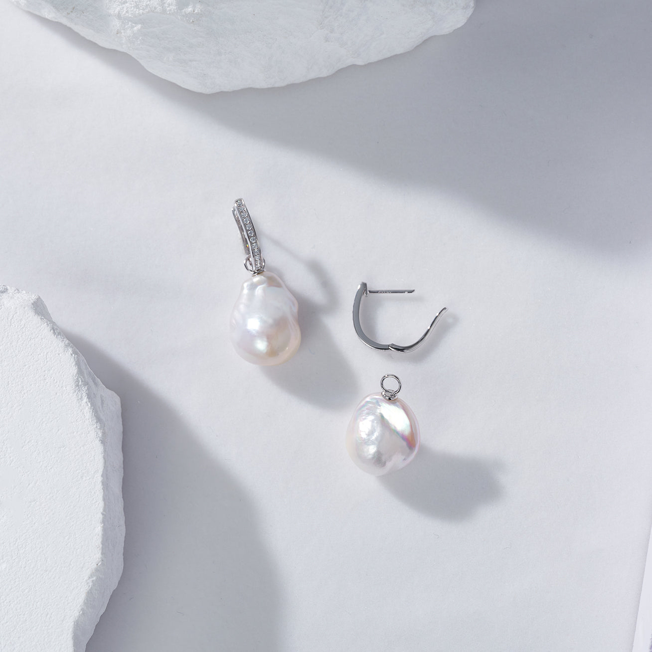 18K Gold Baroque Pearl Earrings for Women - Elegant Vintage Style Pearl Jewelry Gift for Wedding, Party & Special Occasions