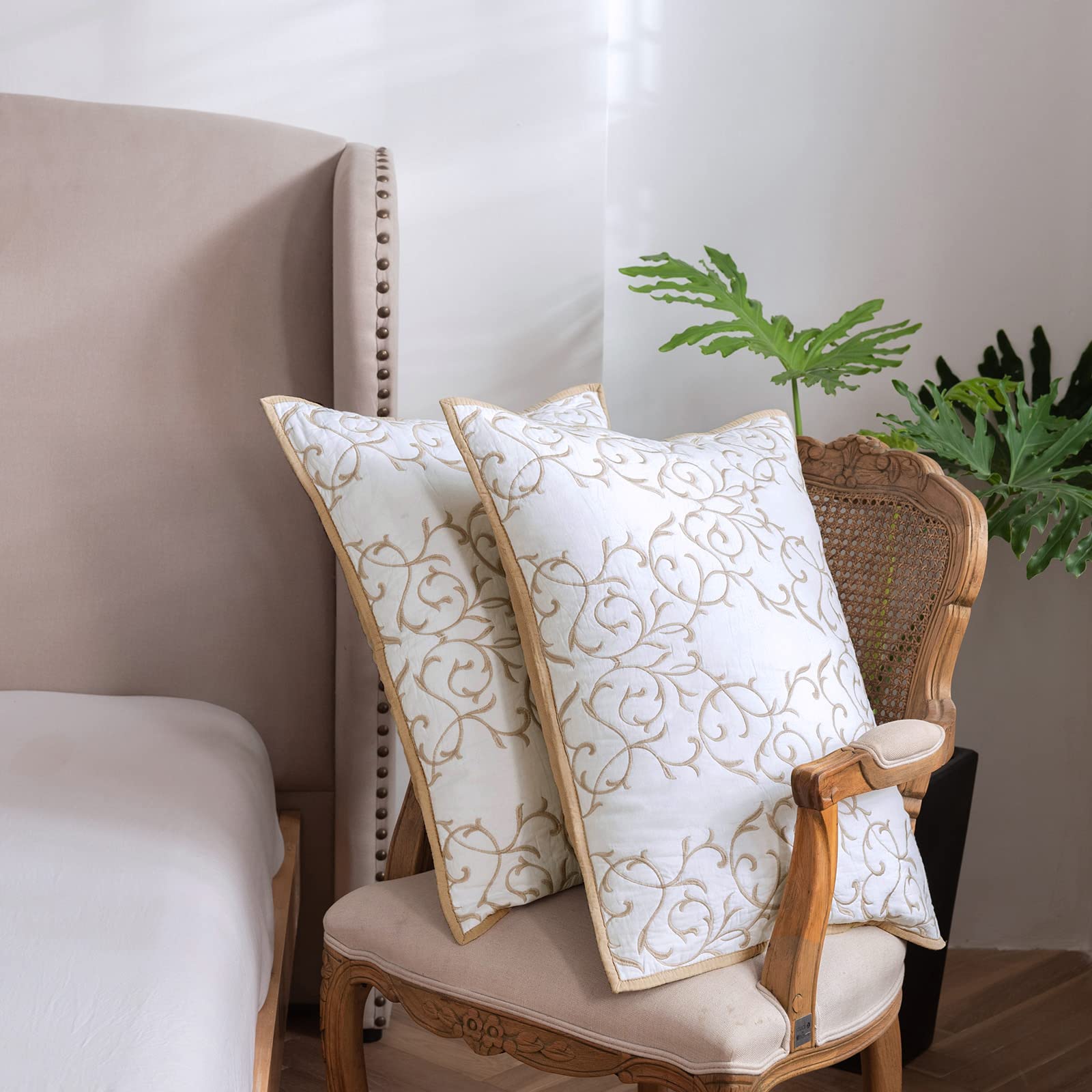 Mixinni King Size Reversible Quilt Set - 3-Piece Soft Cotton Bedding with Elegant Beige Embroidery, Includes Embroidered Decorative Shams & Coverlet | Perfect for Master Bedroom, Guest Room & Cozy Home Decor