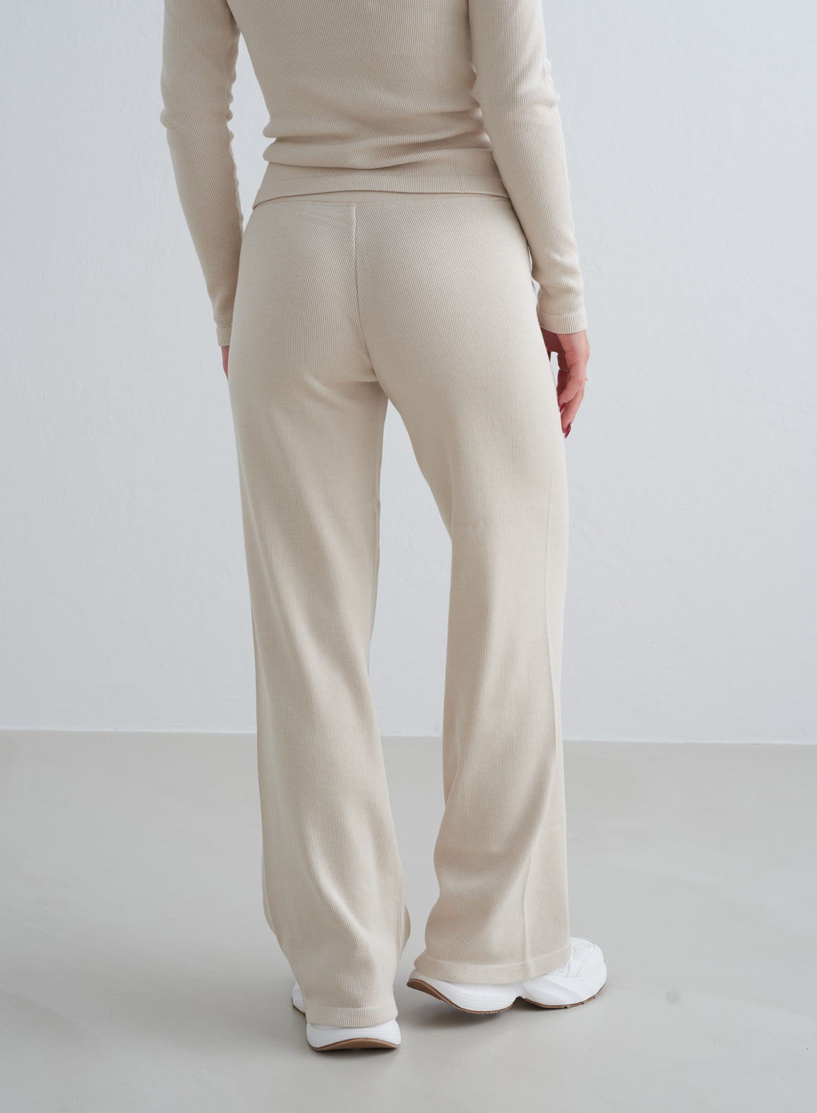 Café Au Lait Ribbed Wool Petite Wide Pants for Women - Comfortable Winter Trousers for Office & Casual Wear