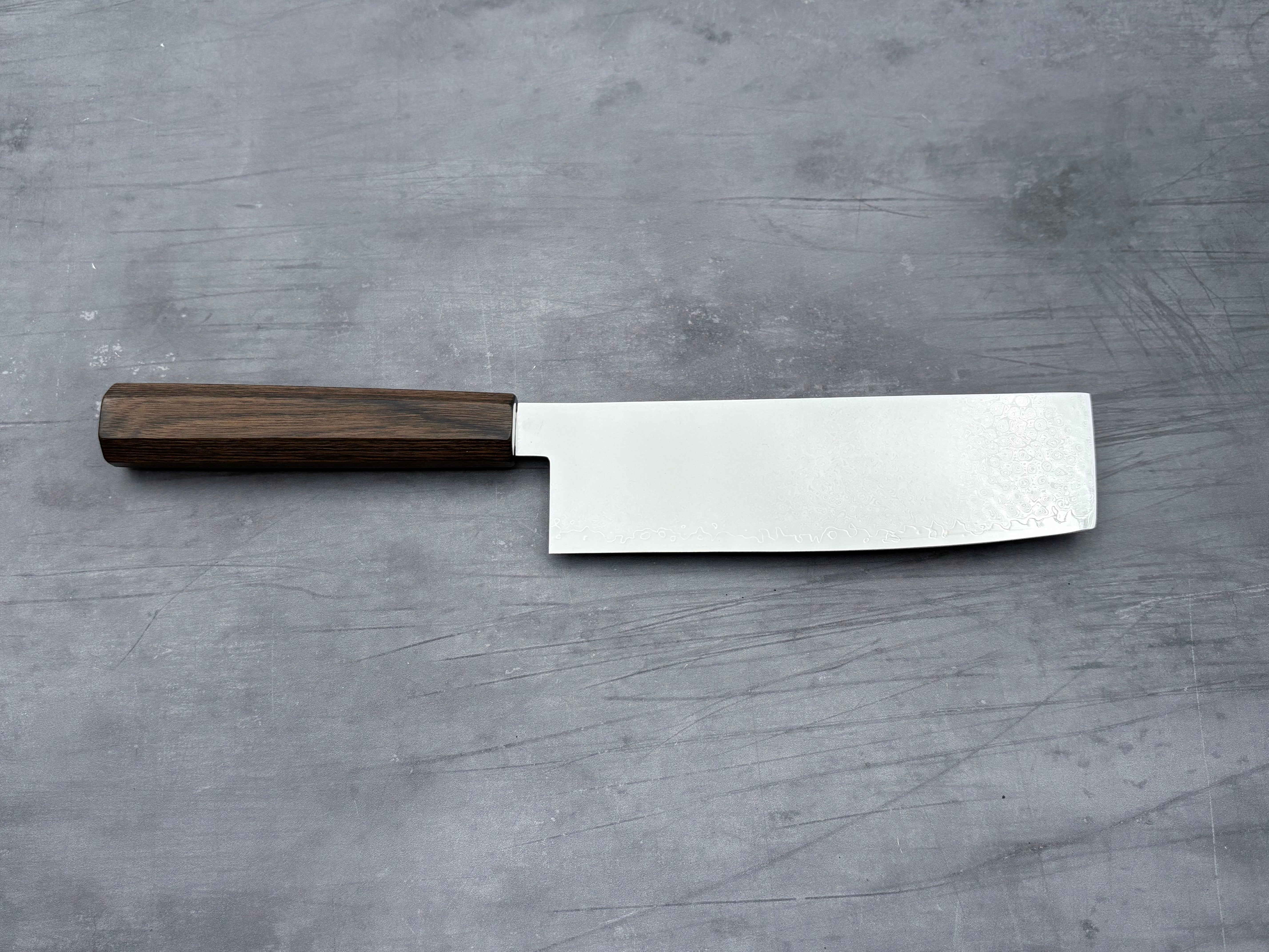 Premium Seki VG10 Mirror Damascus Nakiri Knife - Japanese Vegetable Chopper - Professional Chef Knife for Sushi, Vegetables & Herbs - Perfect for Home Kitchens & Culinary Enthusiasts