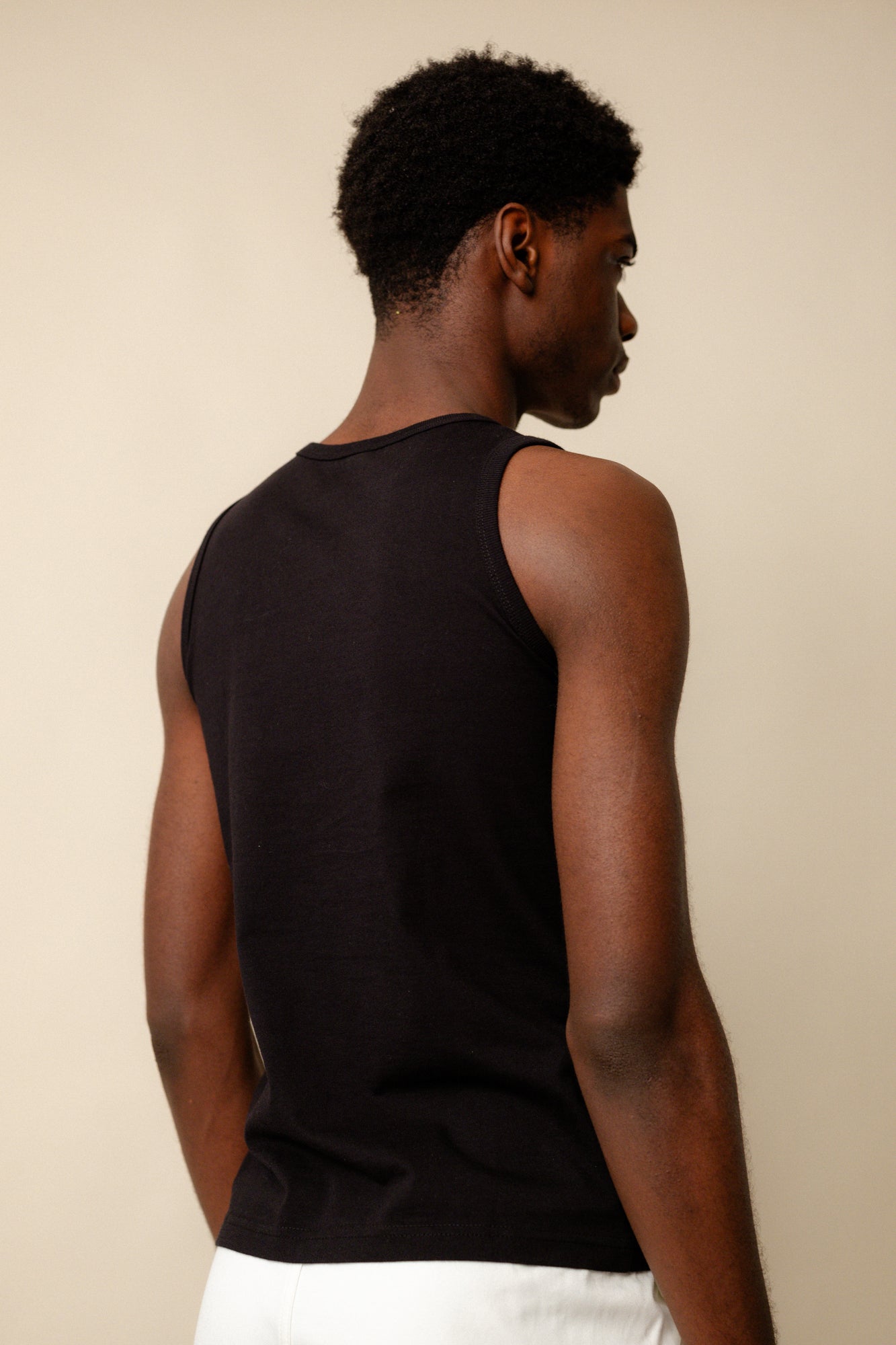 Eco-Friendly Men's Breathable T-Shirt - Plastic-Free Black Cotton Tee for Casual Wear & Outdoor Activities