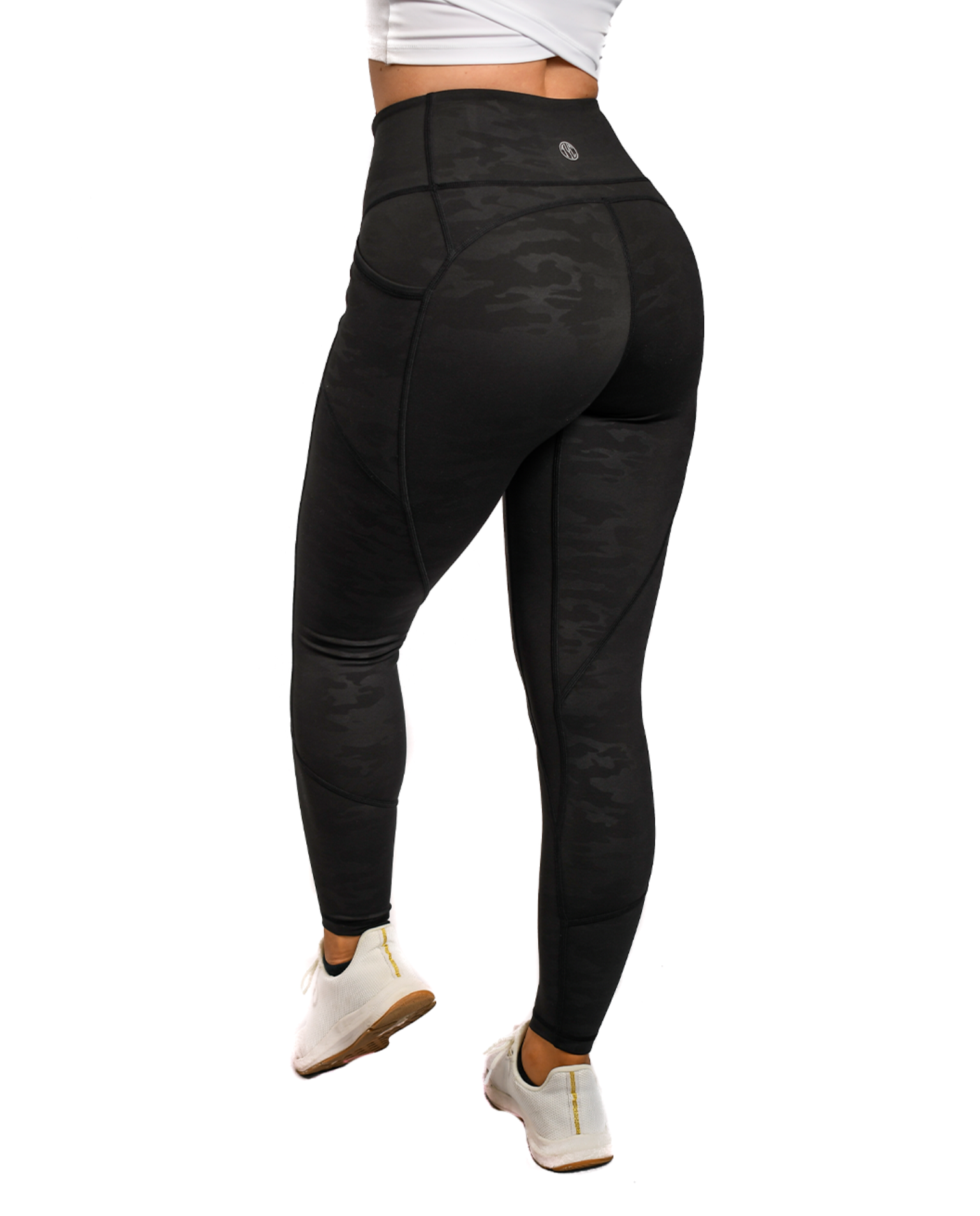 Effortless Heart Print Booty Leggings with Pockets - High Waisted Yoga Pants for Workout, Running & Casual Wear