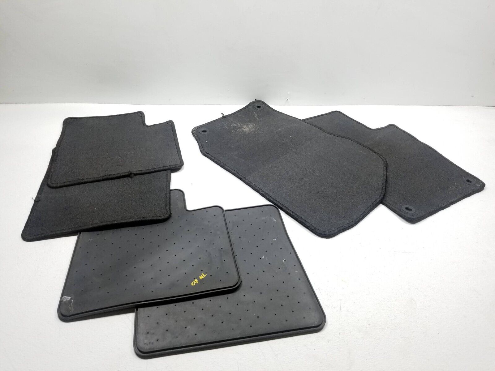 2006-2011 Mercedes ML500 Custom Fit Floor Mats - 6-Piece OEM Carpet Set for Enhanced Interior Protection & Style - Perfect for Daily Commutes, Road Trips & Off-Road Adventures