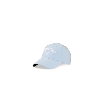 The Winning Cap: A Junior Golfer's Journey to Confidence