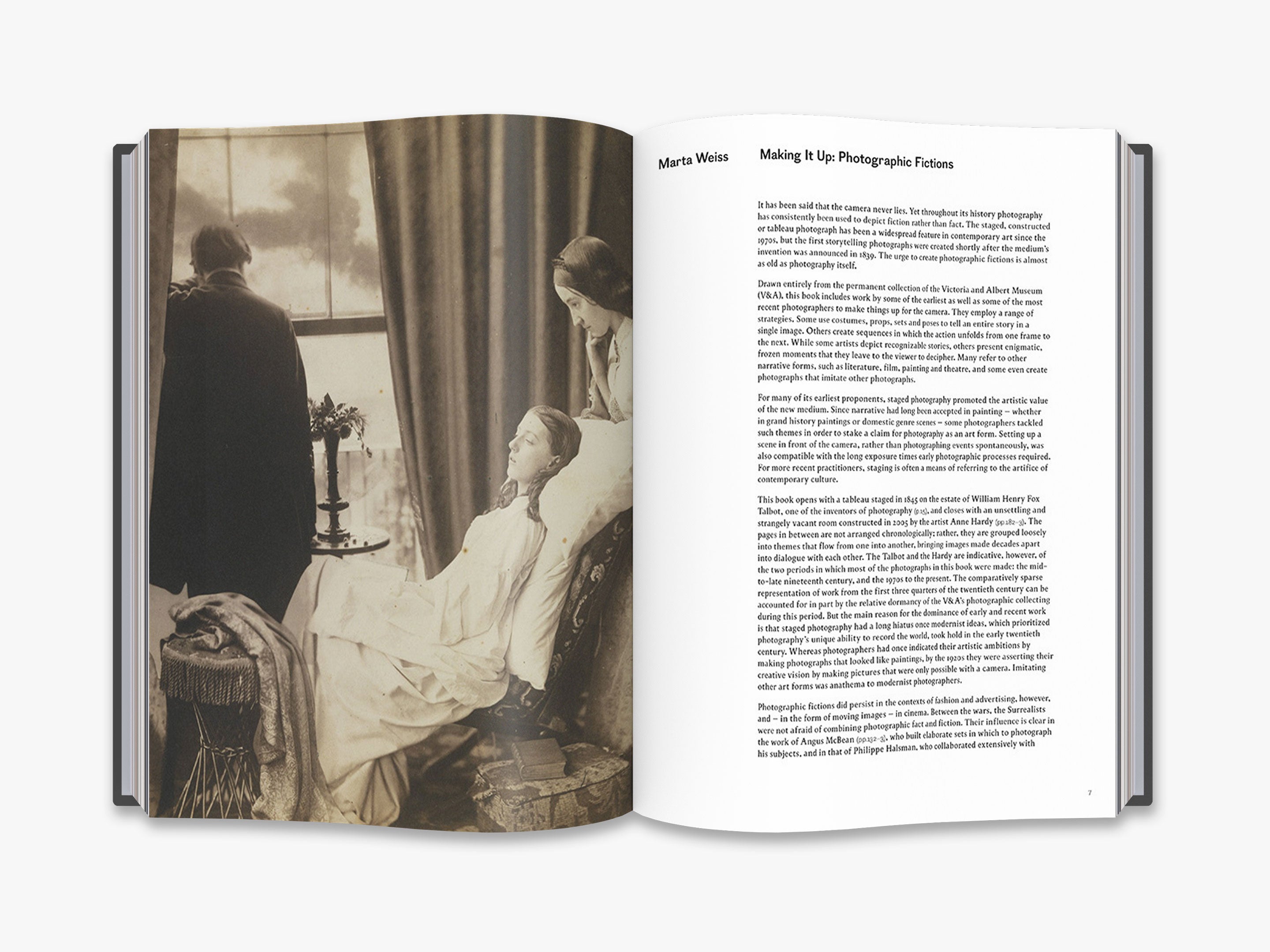 Making It Up: Photographic Fictions - Victoria and Albert Museum Art Book | Explore Creative Photography Techniques & Visual Storytelling | Perfect for Artists, Photographers & Museum Enthusiasts