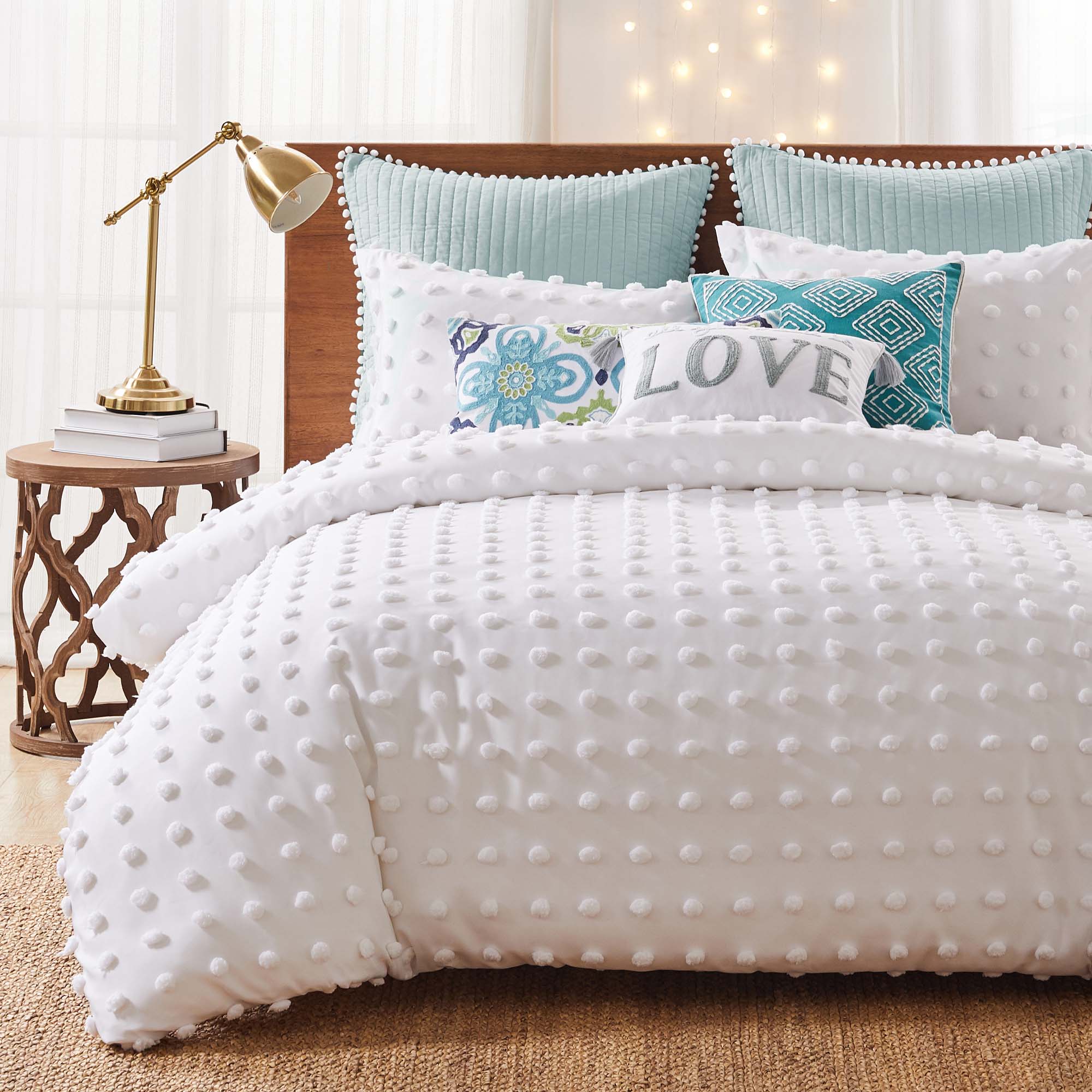 Luxury White Pom Pom Comforter Set - Soft & Cozy Bedding for Girls, Teens & Adults - Perfect for Bedroom, Dorm, Guest Room Decor