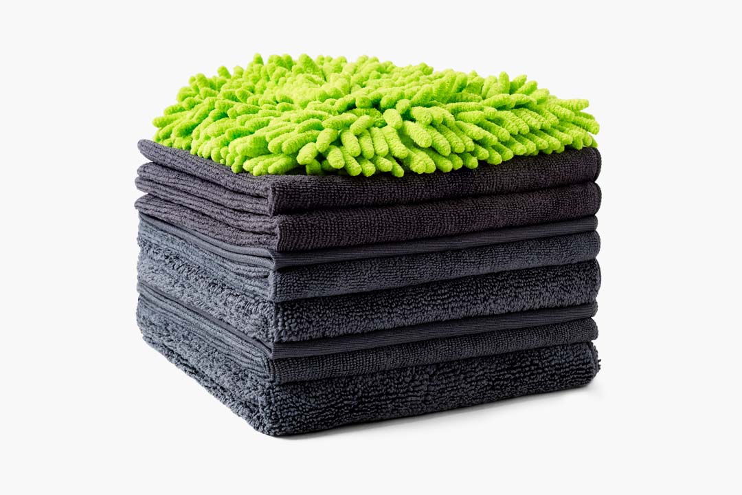 Premium Auto Detailing Kit for Car Cleaning & Polishing - Complete Car Wash Kit with Wax, Microfiber Towels & Detailing Tools - Perfect for DIY Car Detailing, Showroom Shine & Vehicle Maintenance