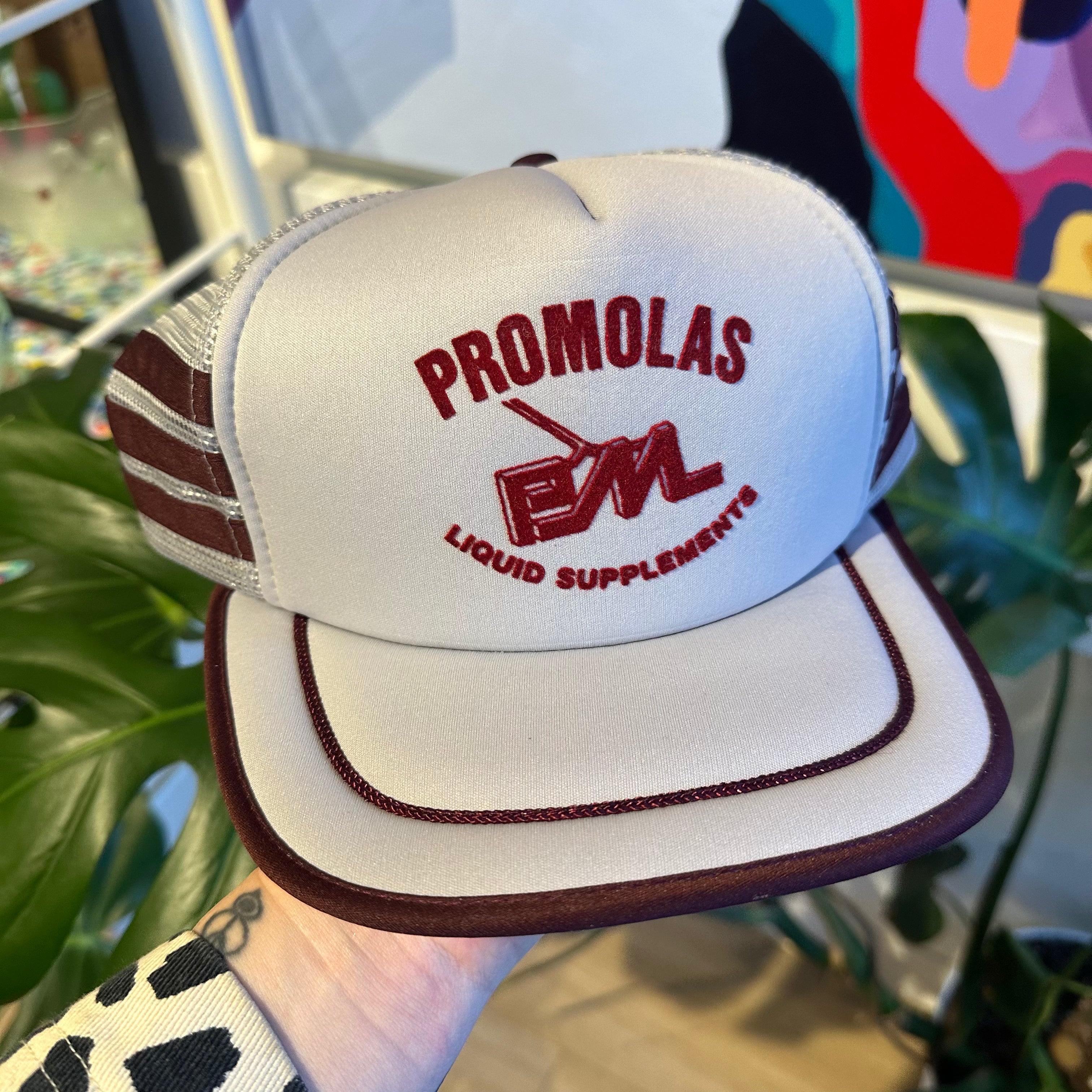 Grey Promolas Trucker Hat - Stylish & Comfortable Baseball Cap for Men & Women - Perfect for Outdoor Activities, Sports & Casual Wear