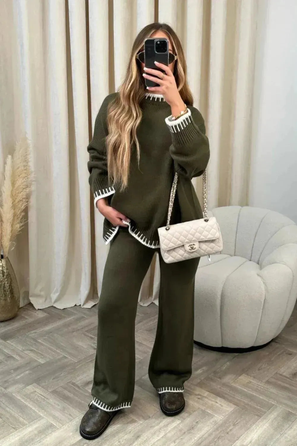 Cozy Women's Wool Lounge Two Piece Set - Soft & Warm Winter Outfit for Relaxing at Home or Casual Outings