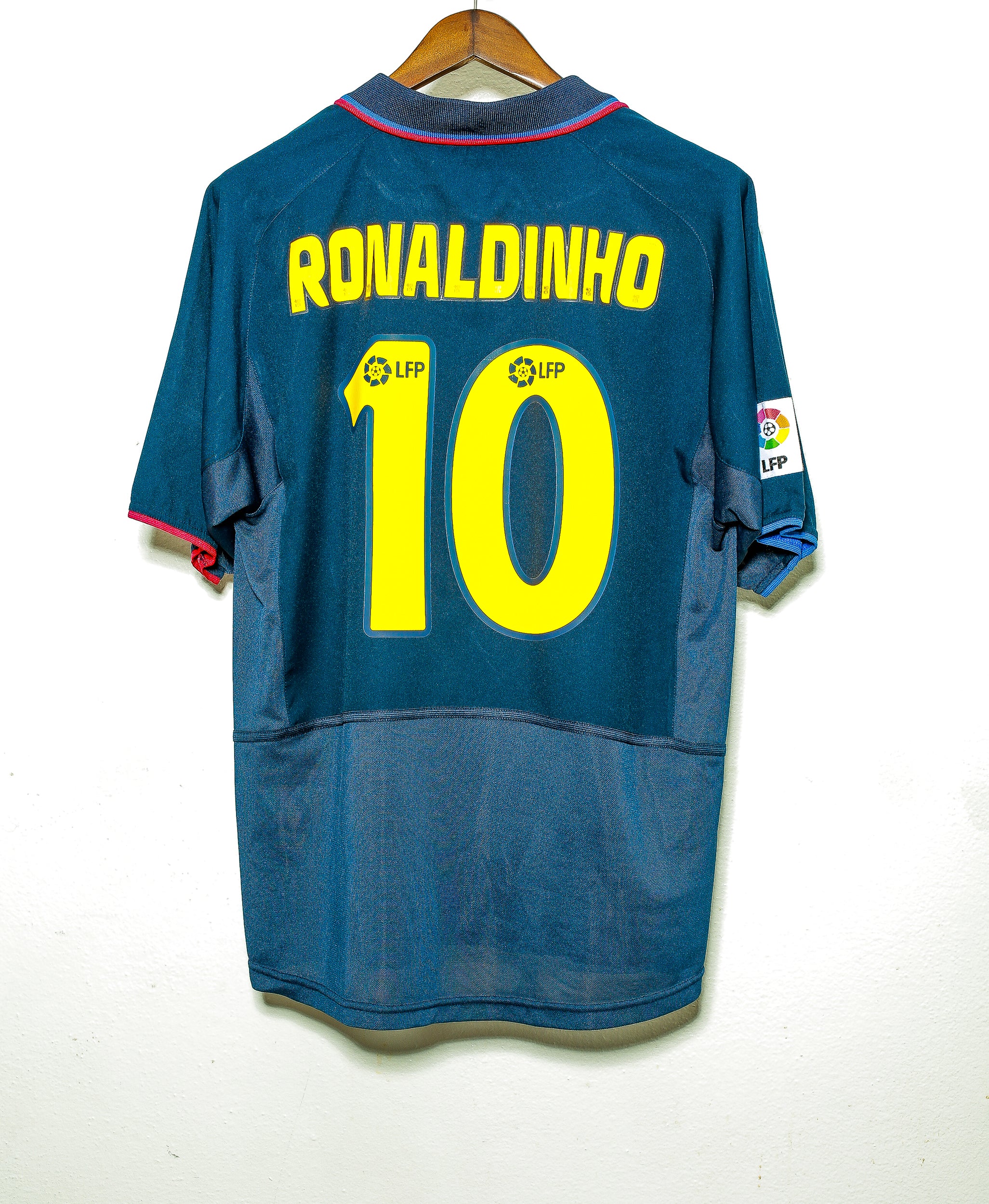 Authentic 2003 FC Barcelona Third Jersey #10 Ronaldinho (Large) - Vintage Soccer Shirt for Fans, Collectors & Match Days