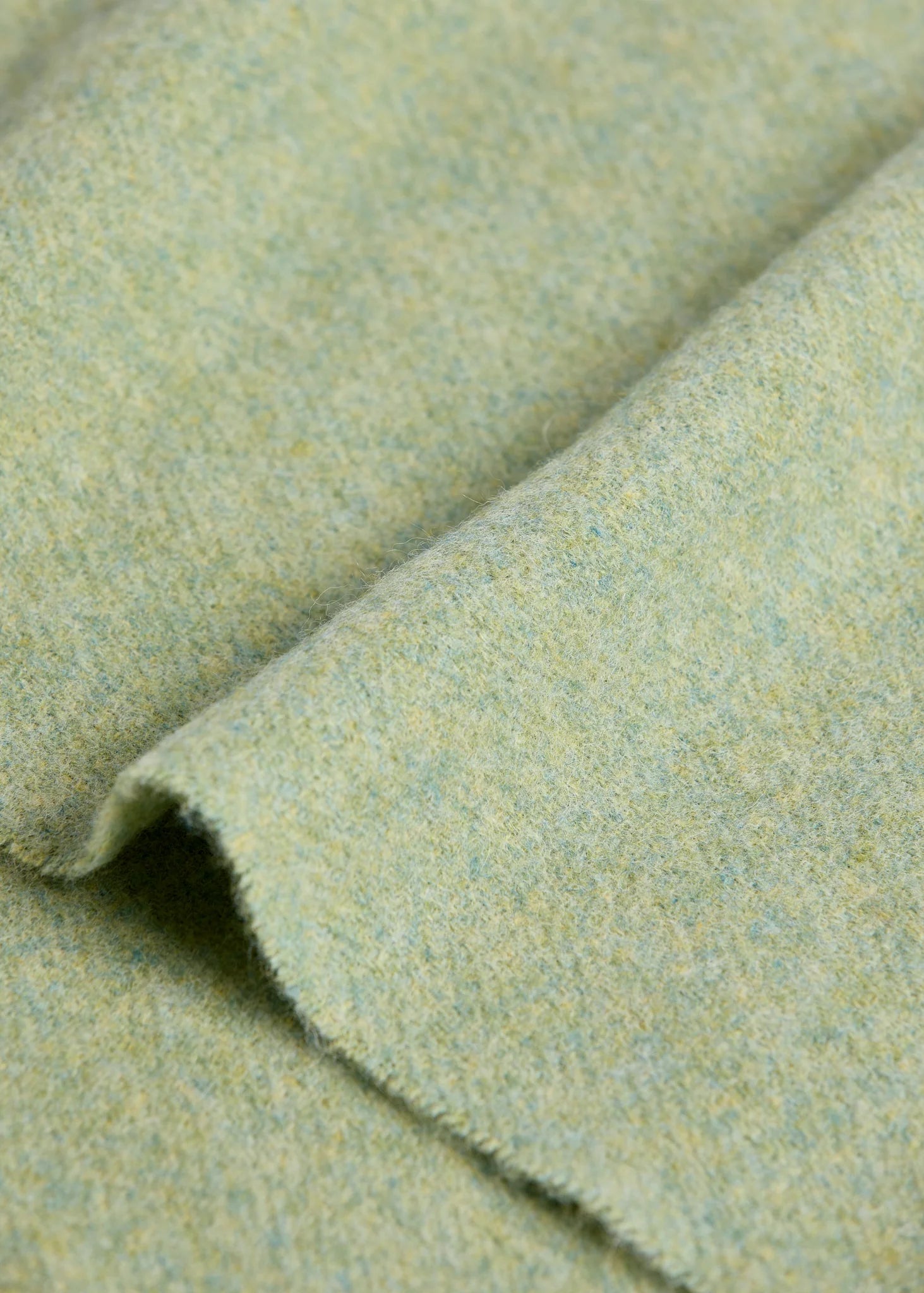 Foxford Lambswool Scarf - Soft Warm Green Melange Wool Scarf for Women & Men | Winter Fashion Accessory for Outdoor Activities & Cold Weather