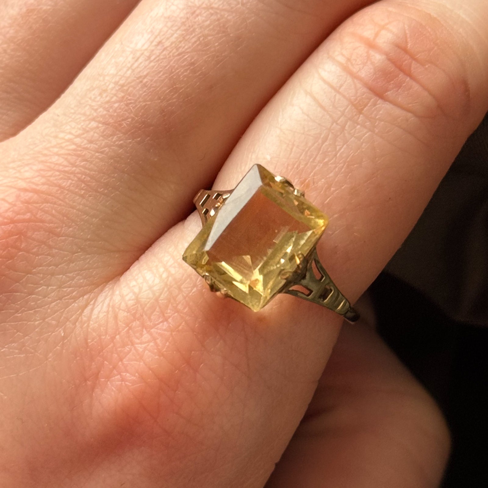 6.00ct Citrine Cocktail Ring for Women - Size 9 | Elegant Statement Jewelry for Parties, Weddings & Evening Events