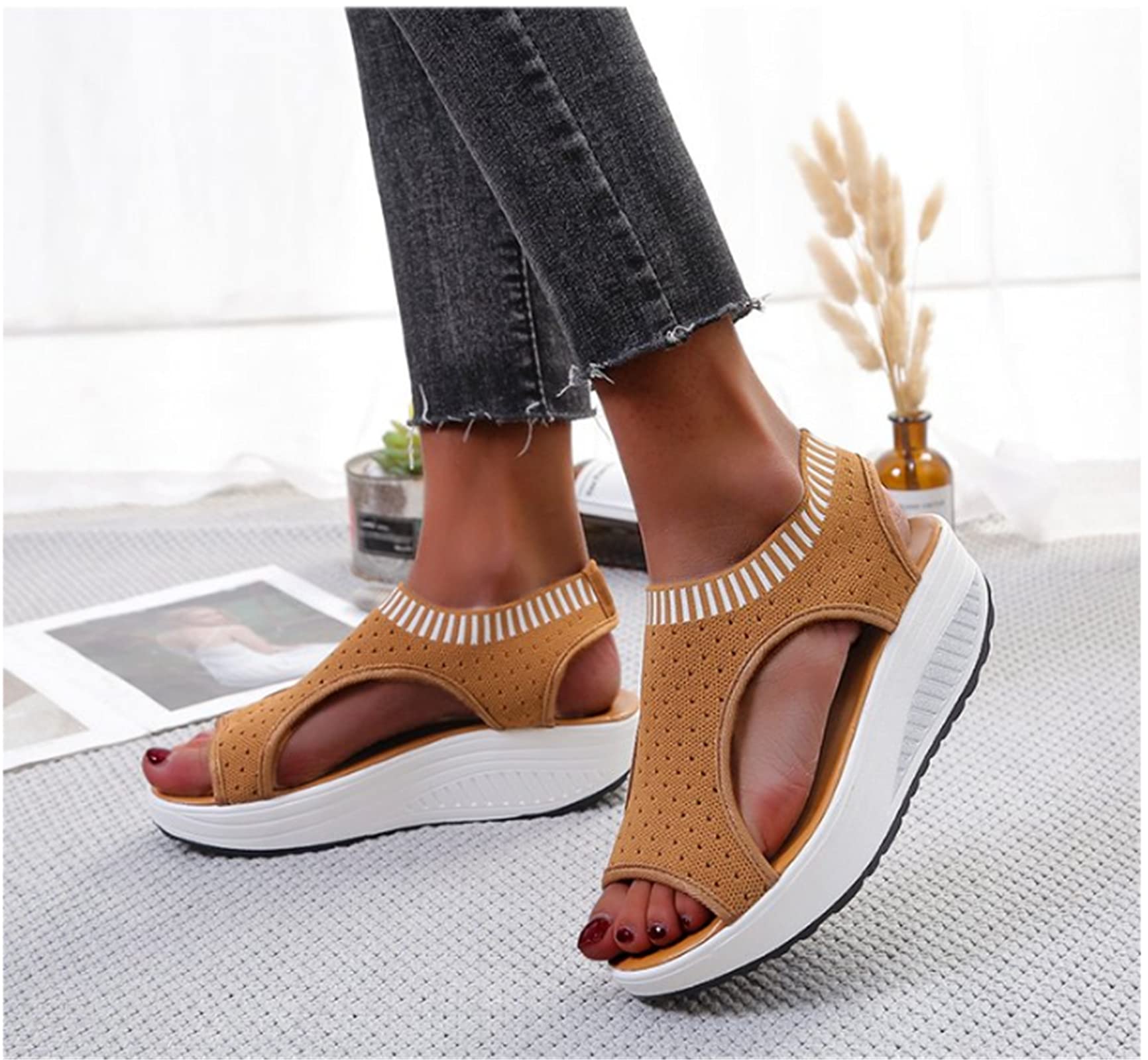 Women's Stretch Comfort Sandals - Breathable Summer Casual Beach Shoes for Ladies - Plus Size Brown - Perfect for Walking, Travel & Outdoor Activities