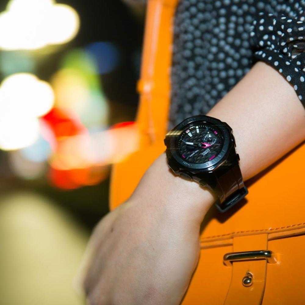 Casio Baby-G BGA-225G-1ADR Digital Sport Watch for Women - Shock Resistant, Water Resistant, LED Light - Perfect for Running, Swimming & Outdoor Activities
