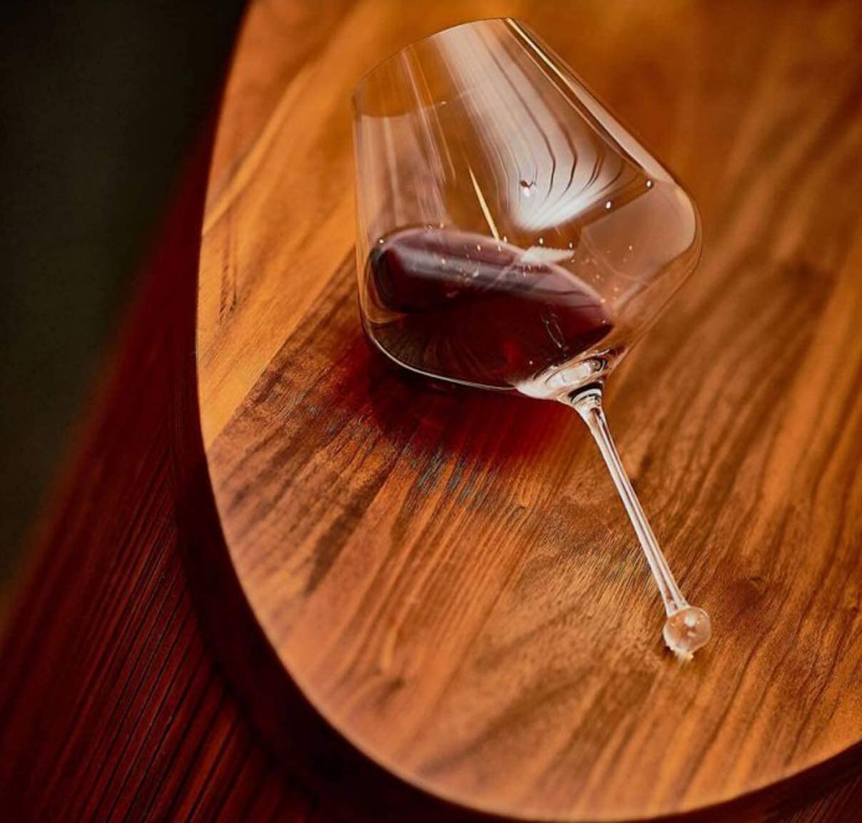 Zalto Denk'Art Gravitas Omega Wine Glass - Hand-Blown Crystal Tasting Glass for Red Wine, White Wine & Champagne | Perfect for Wine Tasting, Fine Dining & Special Occasions