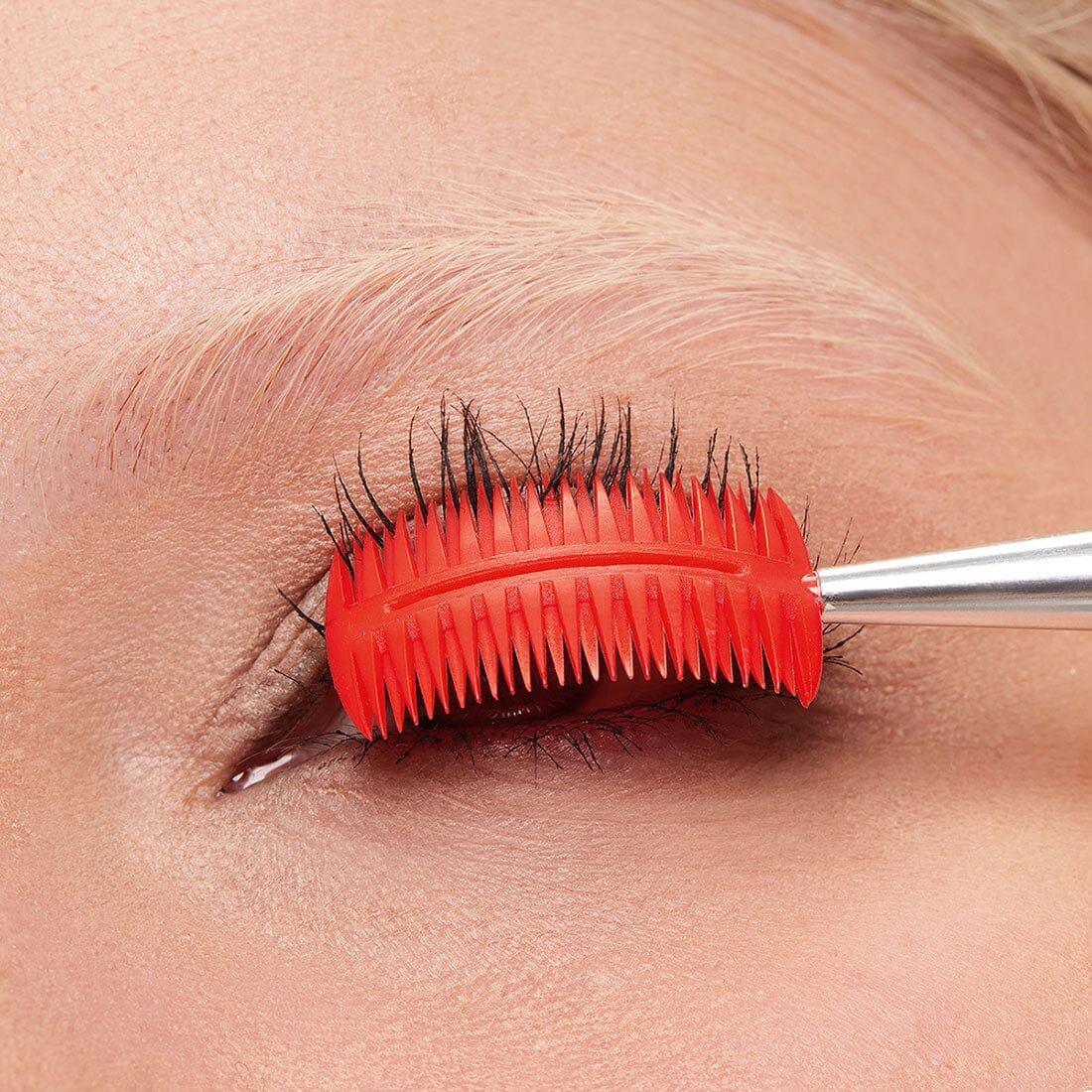 Revlon Lash & Brow Styling Duo Brush - 2-in-1 Eyelash Comb & Eyebrow Grooming Tool - Perfect for Eyebrow Shaping & Lash Separation - Great for Makeup Application & Daily Beauty Routine