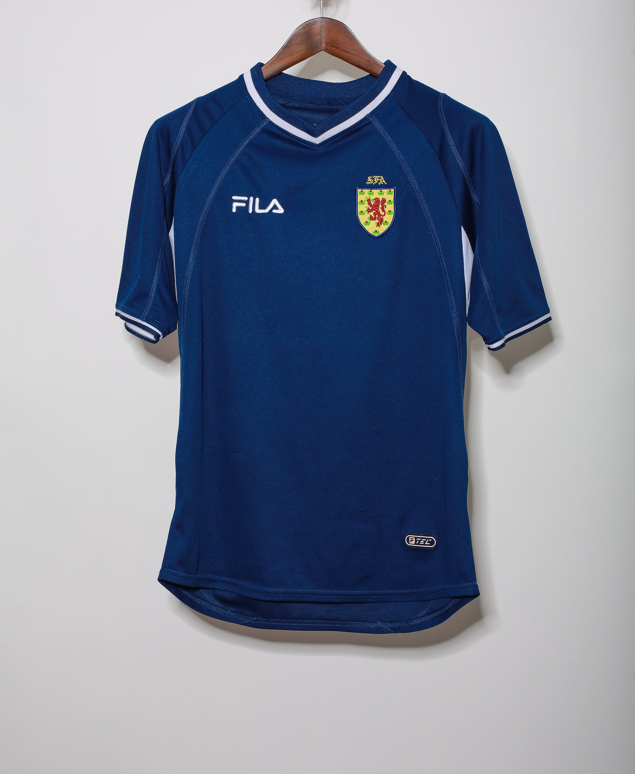 Authentic Scotland Home Football Jersey 2020 - Size Small - Perfect for Matchdays, Training & Fan Support