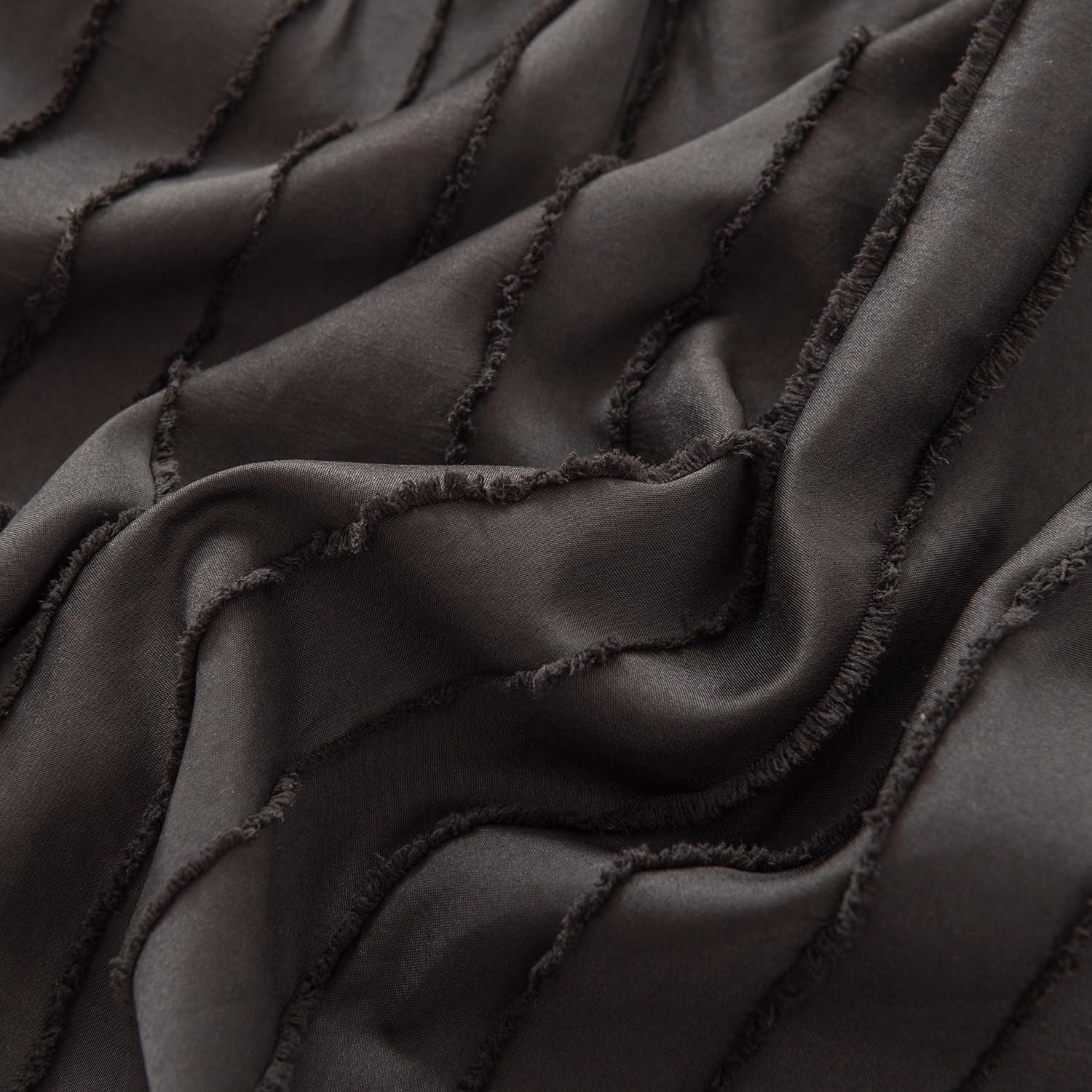 Full Size Bed Skirt - 14 Inch Drop Ruffled Split Corner Design, Striped Boho Style in Black | Perfect for Guest Rooms, Master Bedrooms & Bohemian Home Decor