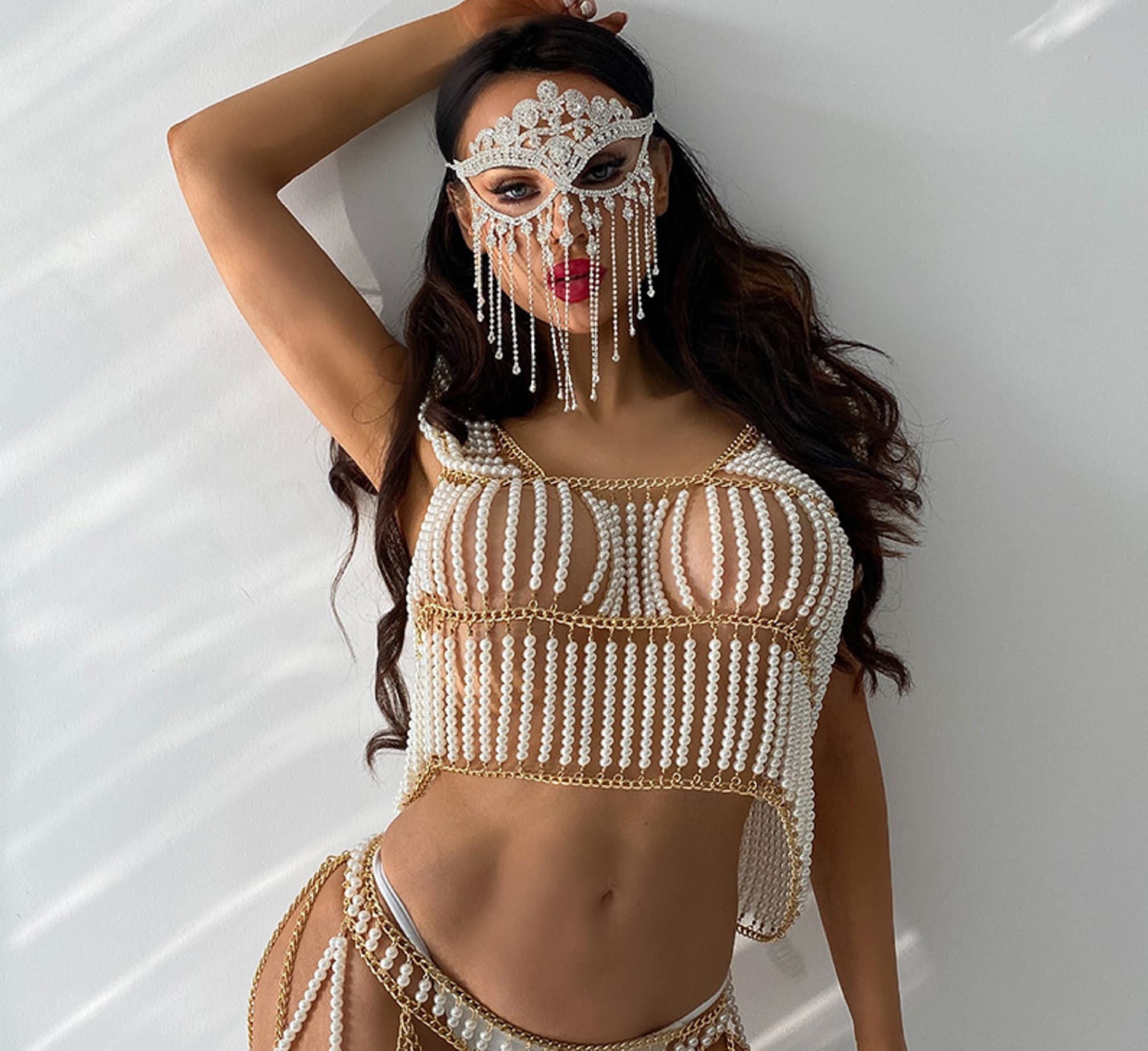 CCbodily Rhinestone Face Mask for Women - Crystal Face Chain Masquerade Mask, Elegant Rhinestone Mask for Parties, Halloween, Cosplay & Special Events