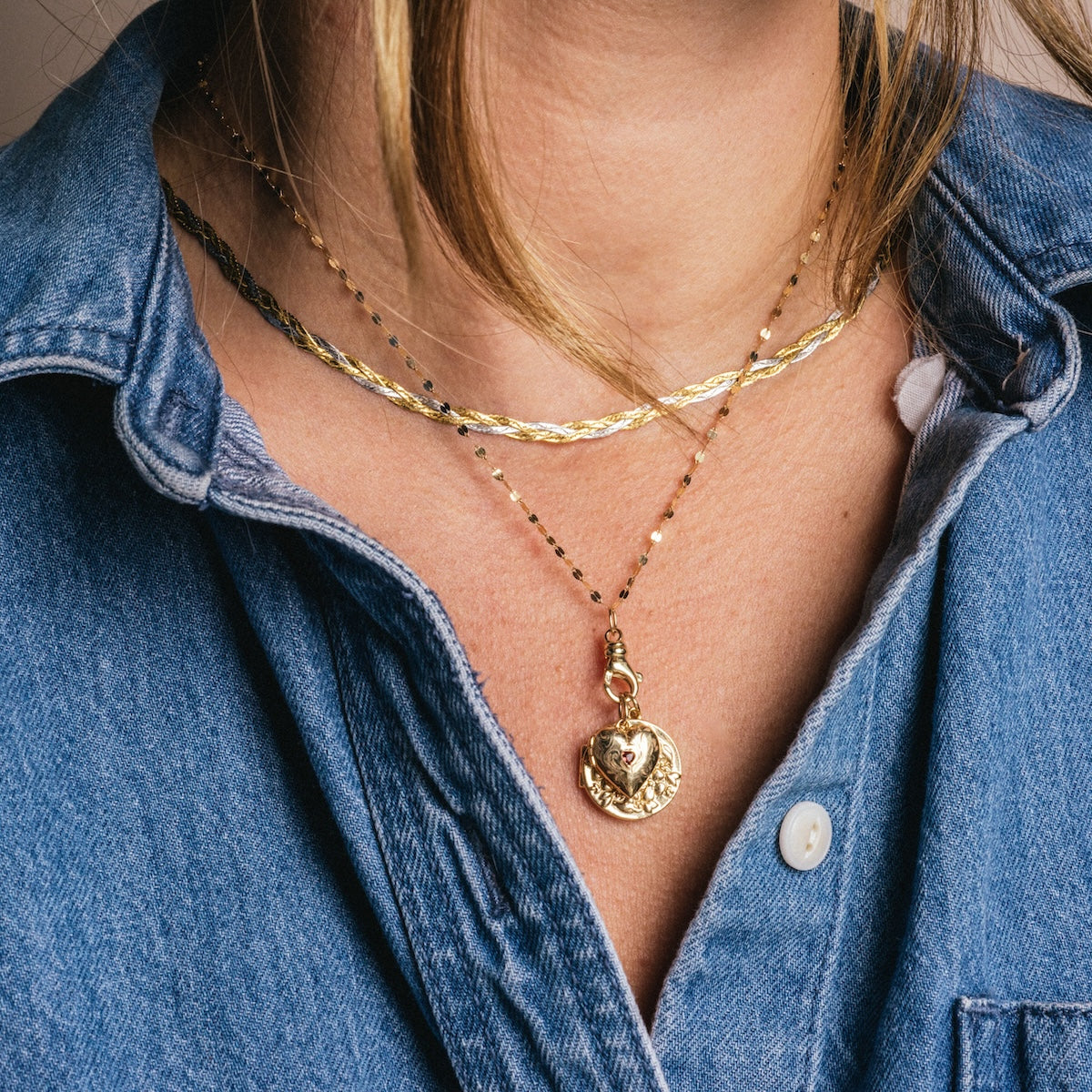 Solid Gold Charm Clip - Elegant & Durable Jewelry for Bracelets, Necklaces & DIY Crafts | Perfect for Gifts, Fashion Accessories & Personalization