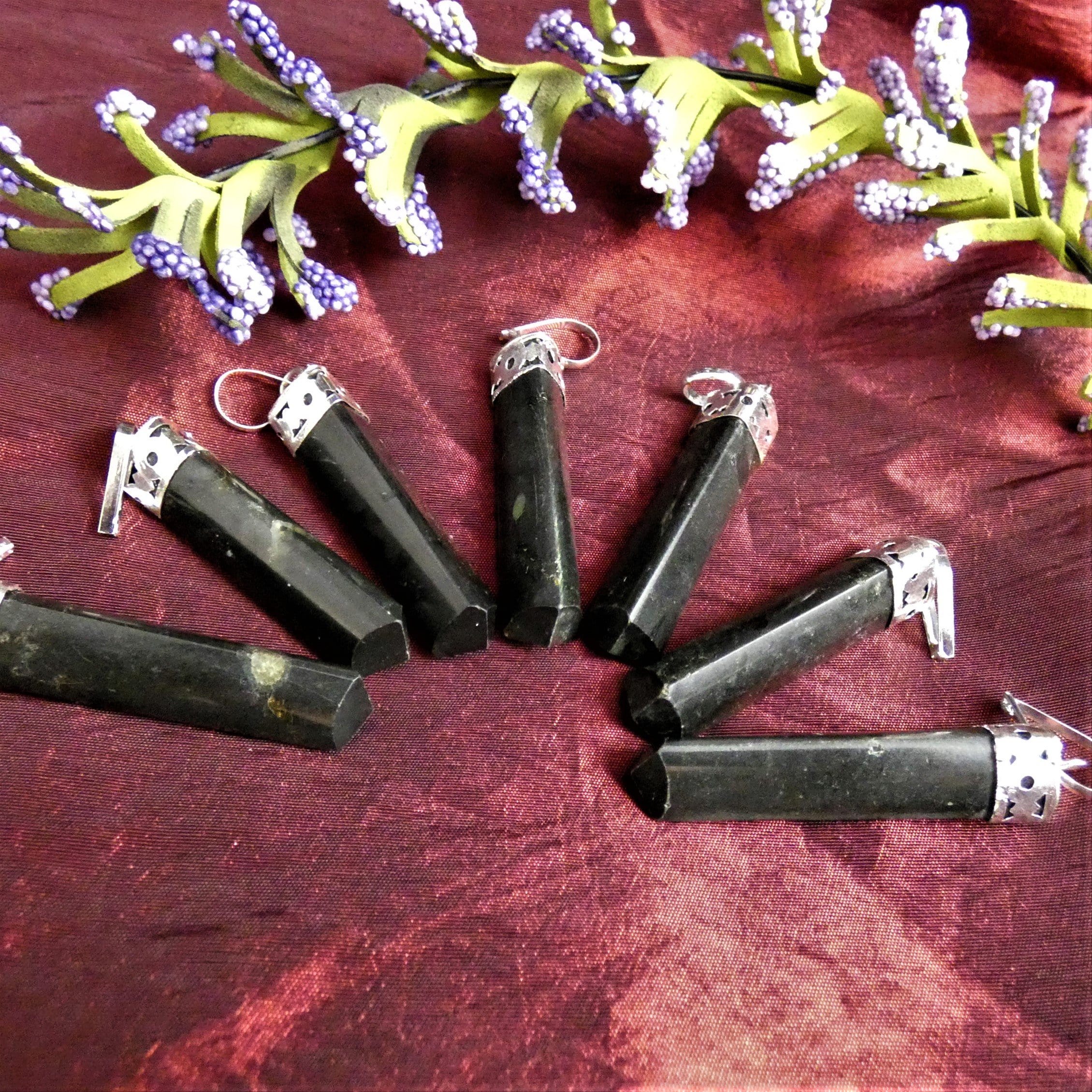 Black Tourmaline Pendant Necklace - Natural Healing Crystal Jewelry for Protection & Stress Relief - Perfect for Meditation, Energy Cleansing & Spiritual Gifts