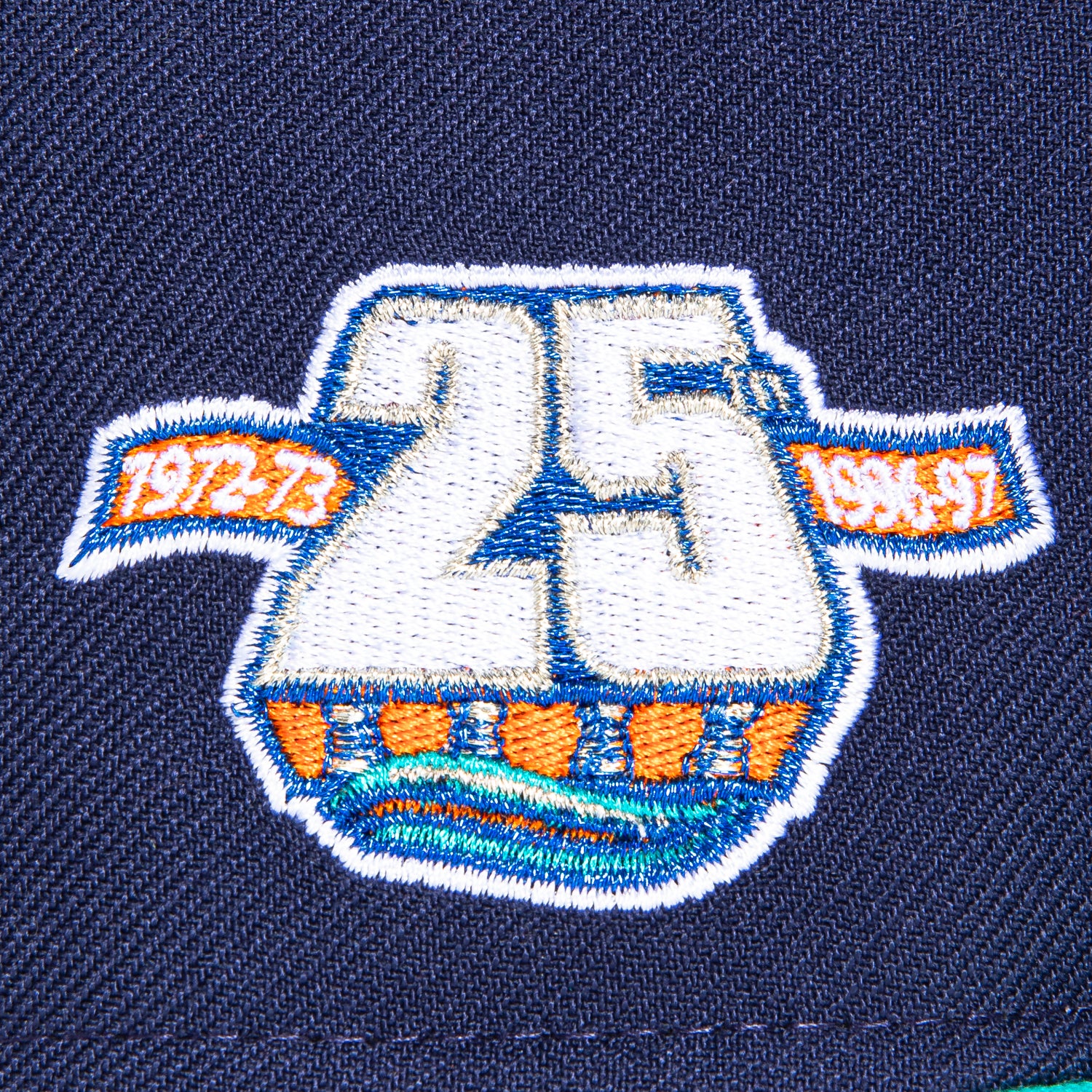 New Era 59Fifty New York Islanders 25th Anniversary Patch Snapback Hat - Light Navy & Teal - Official NHL Licensed Cap for Hockey Fans & Sports Enthusiasts