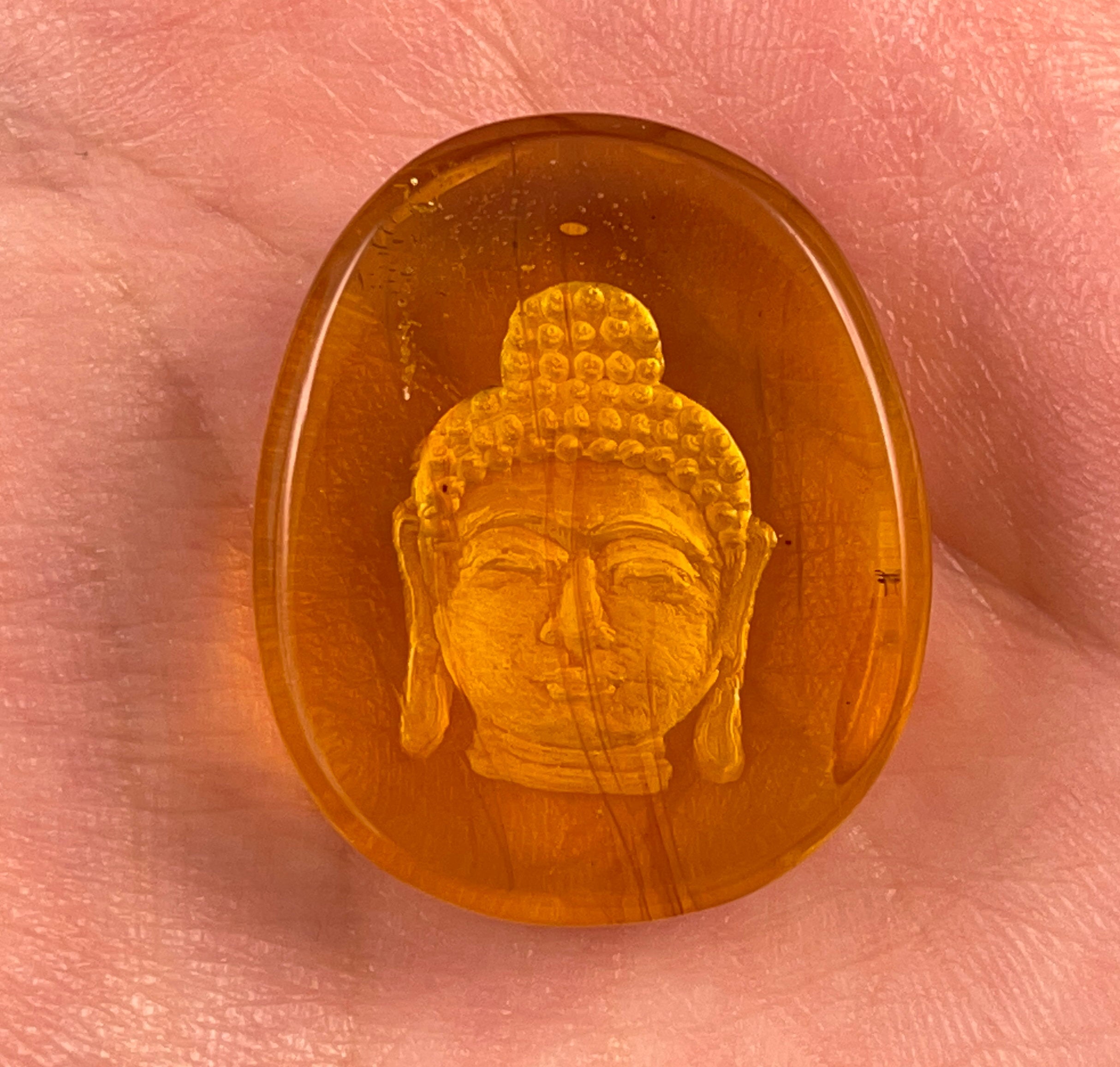 AMBER Crystal Buddha Statue - Hand Carved Healing Crystal for Home Decor, Housewarming Gift, Meditation & Spiritual Healing | Perfect for Yoga Rooms, Office Desks & Feng Shui