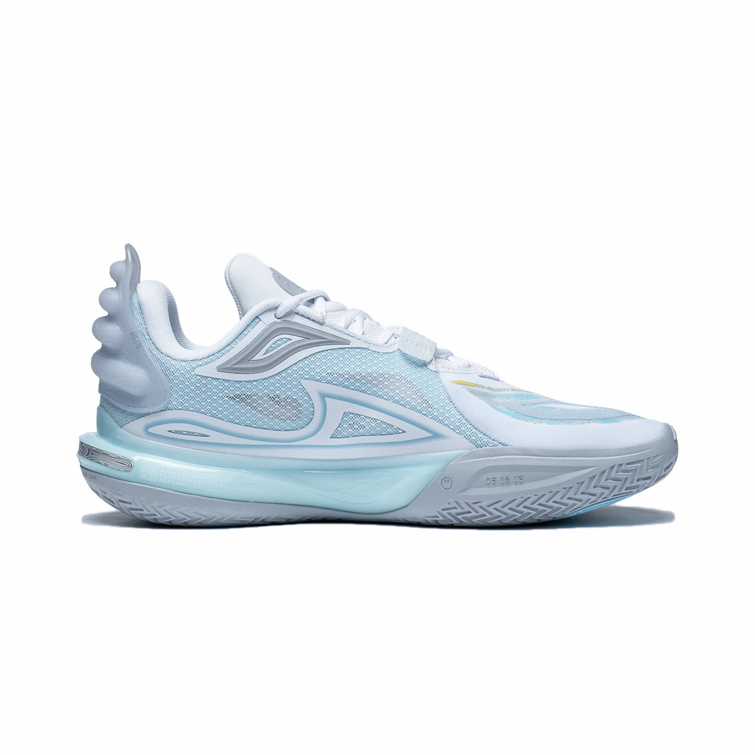 Wade All City 11 V2 Sky Basketball Shoes - High Performance Men's Basketball Sneakers for Indoor & Outdoor Courts - Perfect for Training, Games, and Streetwear Fashion