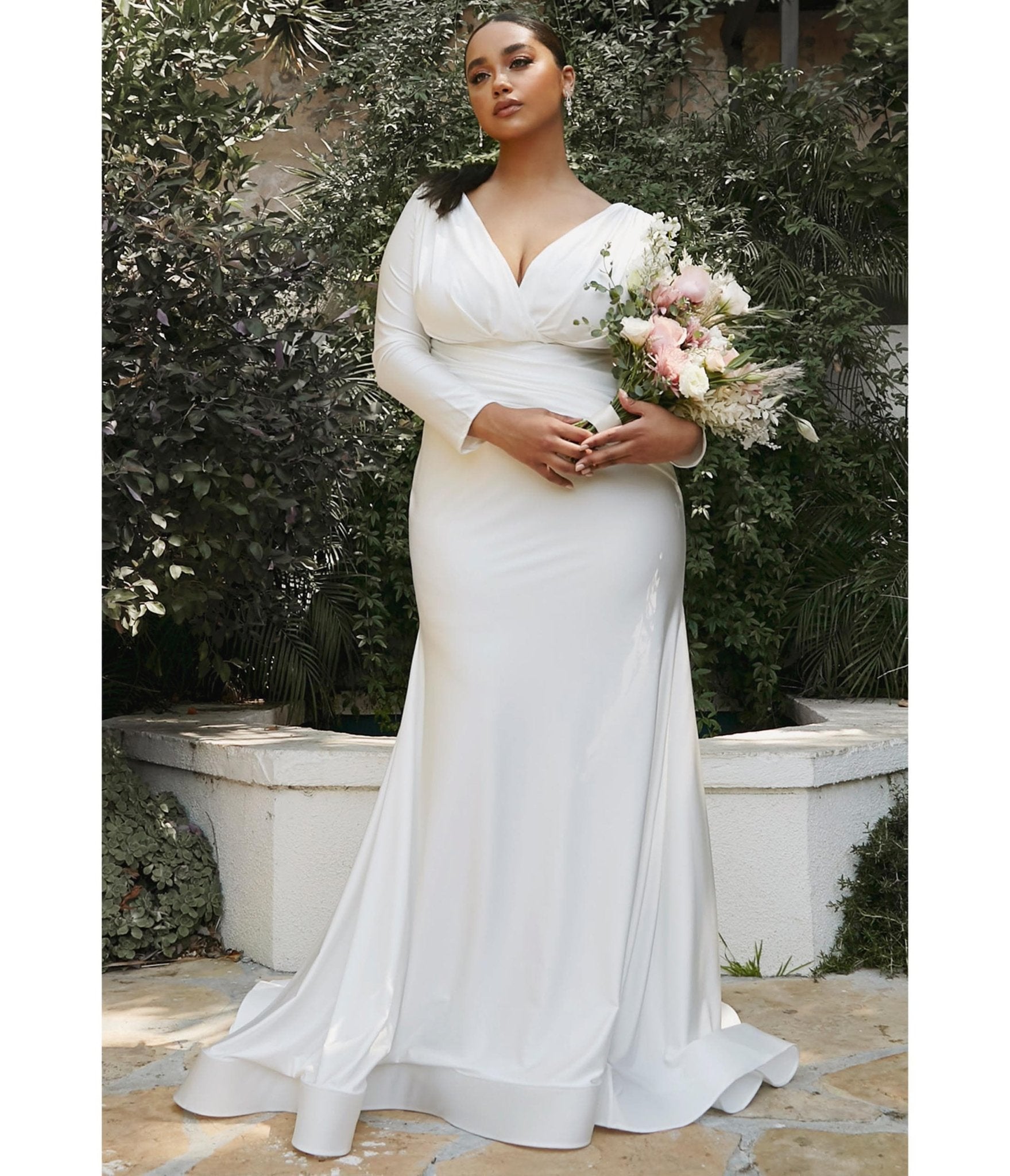 Elegant Plus Size White Mermaid Wedding Dress for Women - Perfect for Beach Weddings, Formal Ceremonies & Bridal Photoshoots