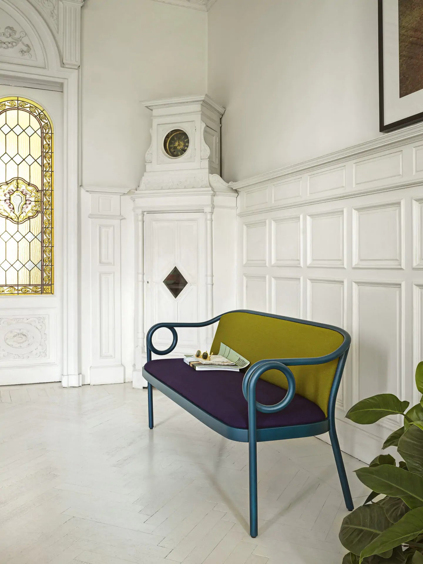 GTV Loop Banquette - Modern Upholstered Bench with Storage for Dining Room, Entryway, or Bedroom | Stylish and Functional Seating Solution