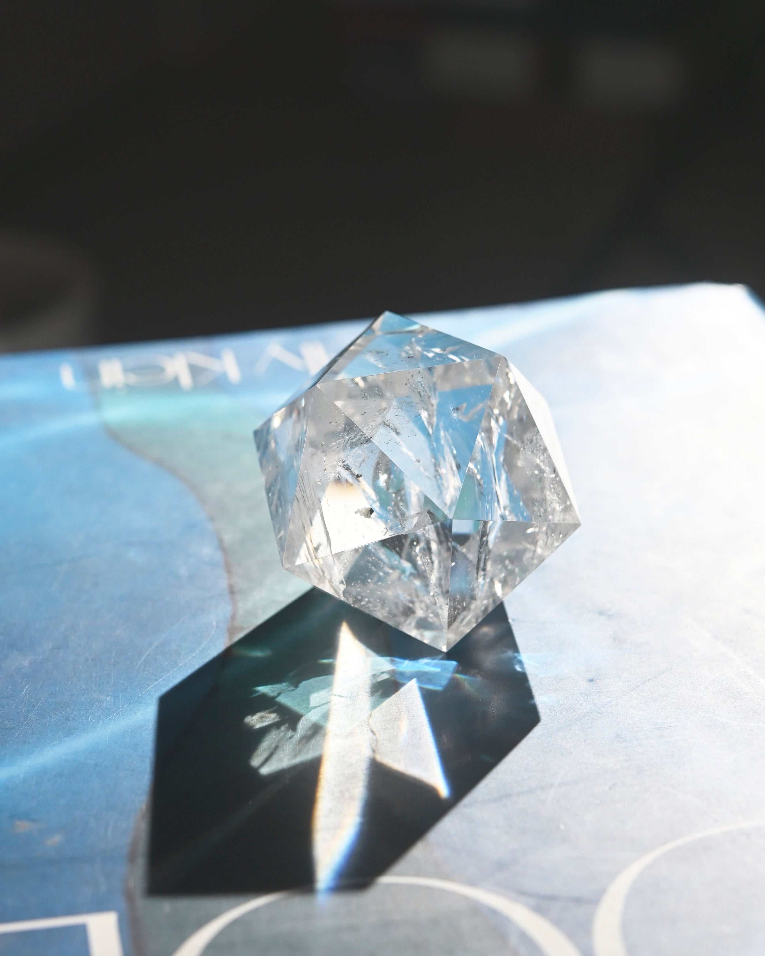 Natural Clear Quartz Crystal Geometric Points - Healing Stones for Meditation, Reiki, and Home Decor | Perfect for Yoga, Feng Shui, and Spiritual Gifts