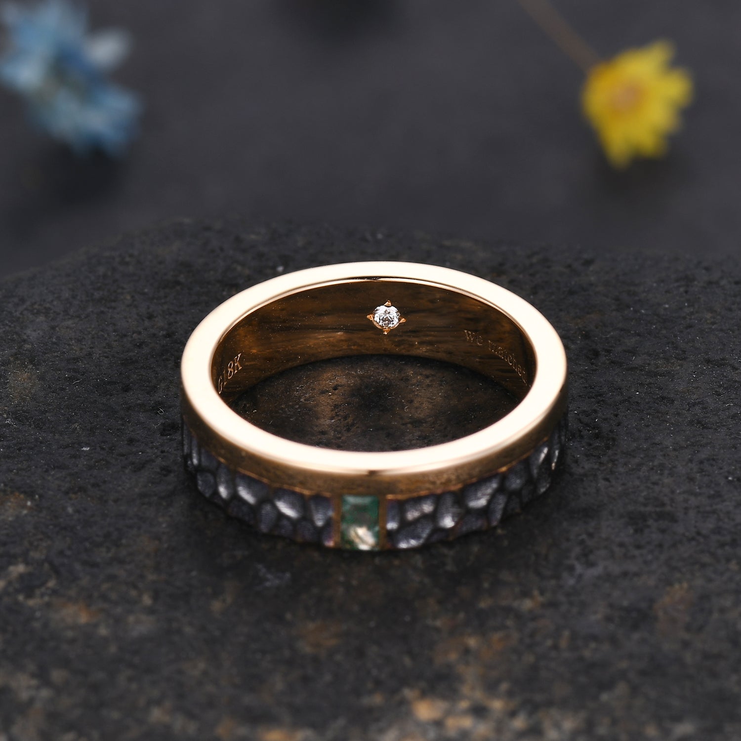 Moss Agate & Diamond Men's Hammered Rose Gold Wedding Band - 5mm Wide Comfort Fit Ring for Engagement, Anniversary & Special Occasions