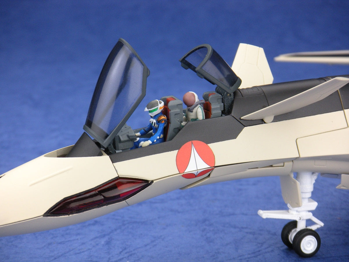 Arcadia Macross Plus 1/60 VF-19 Valkyrie with Fast Pack - 40th Anniversary Limited Edition Collectible Action Figure - Perfect for Anime Fans, Model Collectors & Sci-Fi Decor