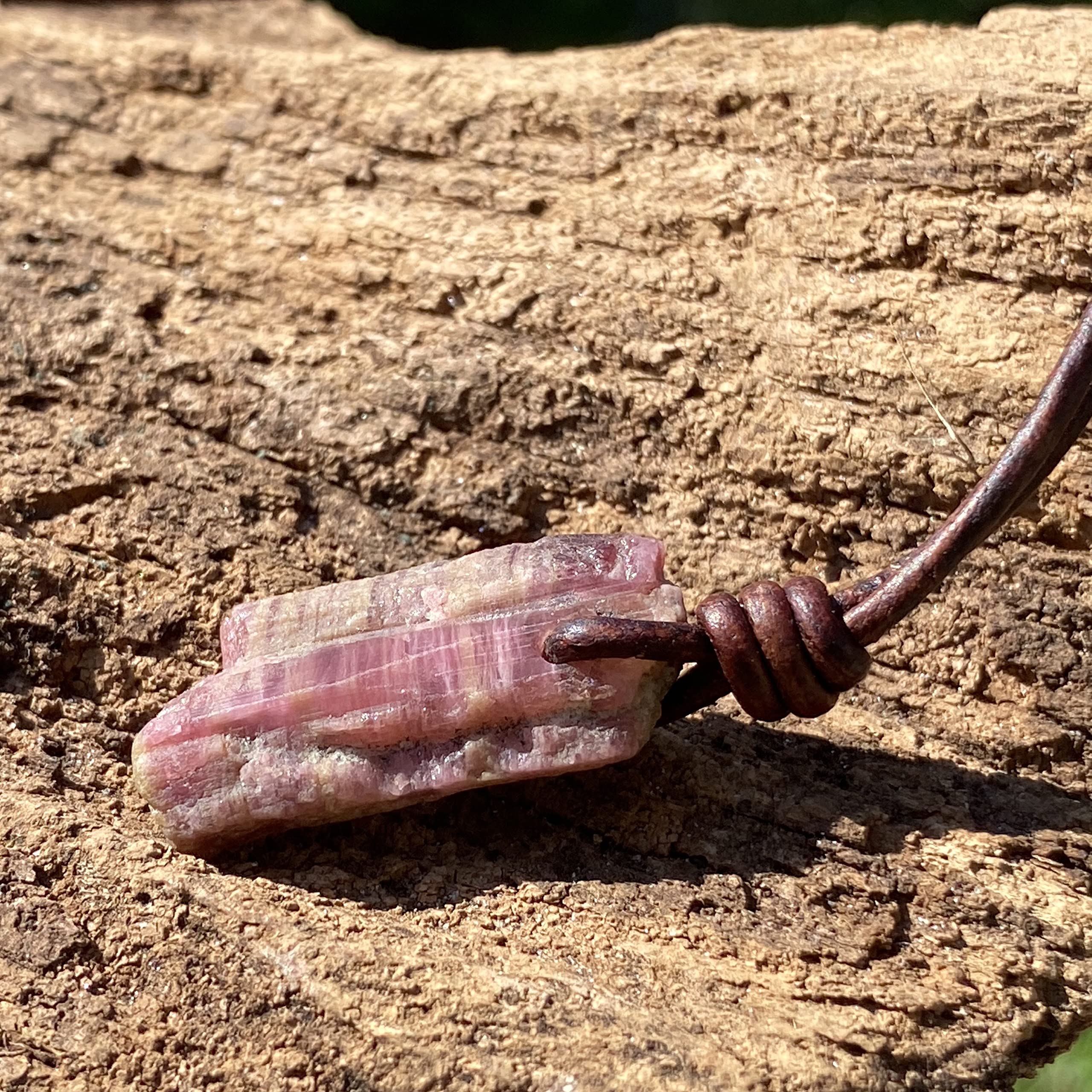 Natural Pink Tourmaline Necklace for Women - Healing Crystal Pendant, Boho Choker Jewelry Gift for Girlfriend, Birthday, Anniversary | Raw Gemstone, Summer Vibes, Hippie Style | Perfect for Meditation, Yoga, Spiritual Healing and Everyday Boho Fashion