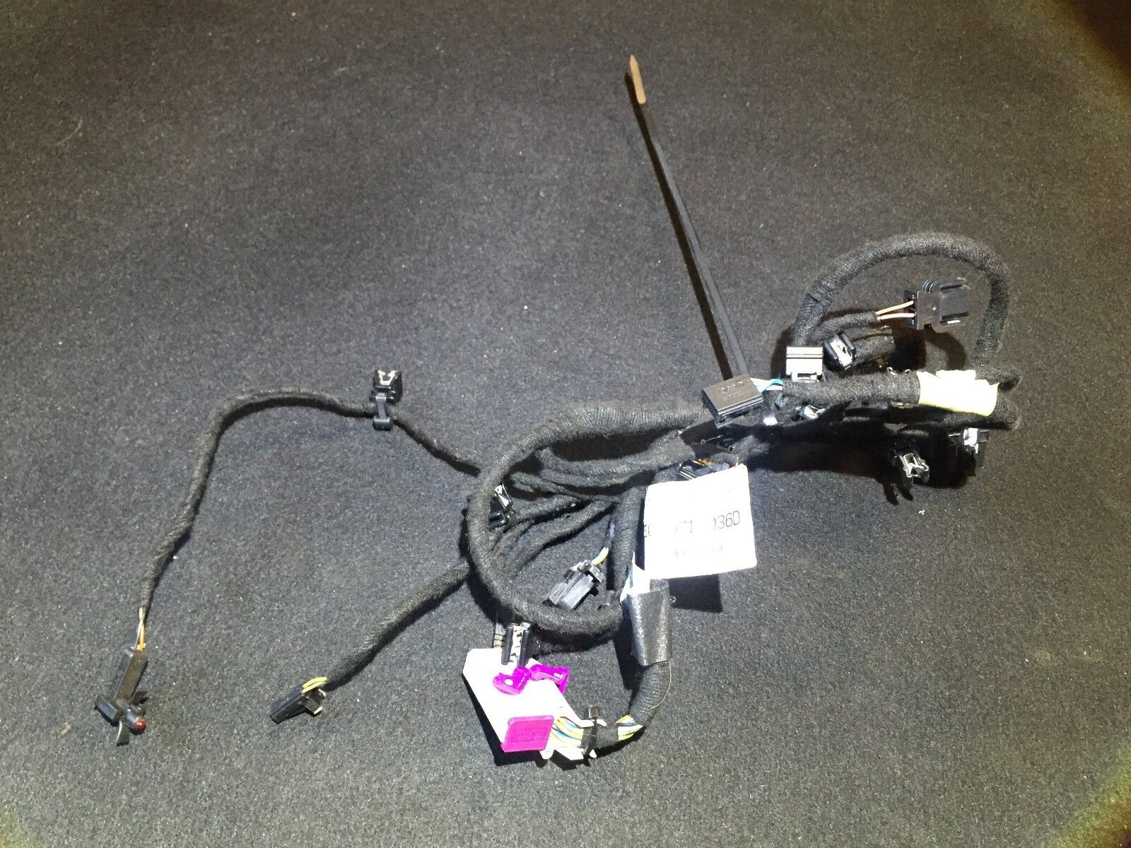 03 04 05 06 Audi A8 D3 Front Left Driver Side Door Wiring Harness 4E0971036 OEM Replacement - Perfect for Electrical Repairs & DIY Car Maintenance