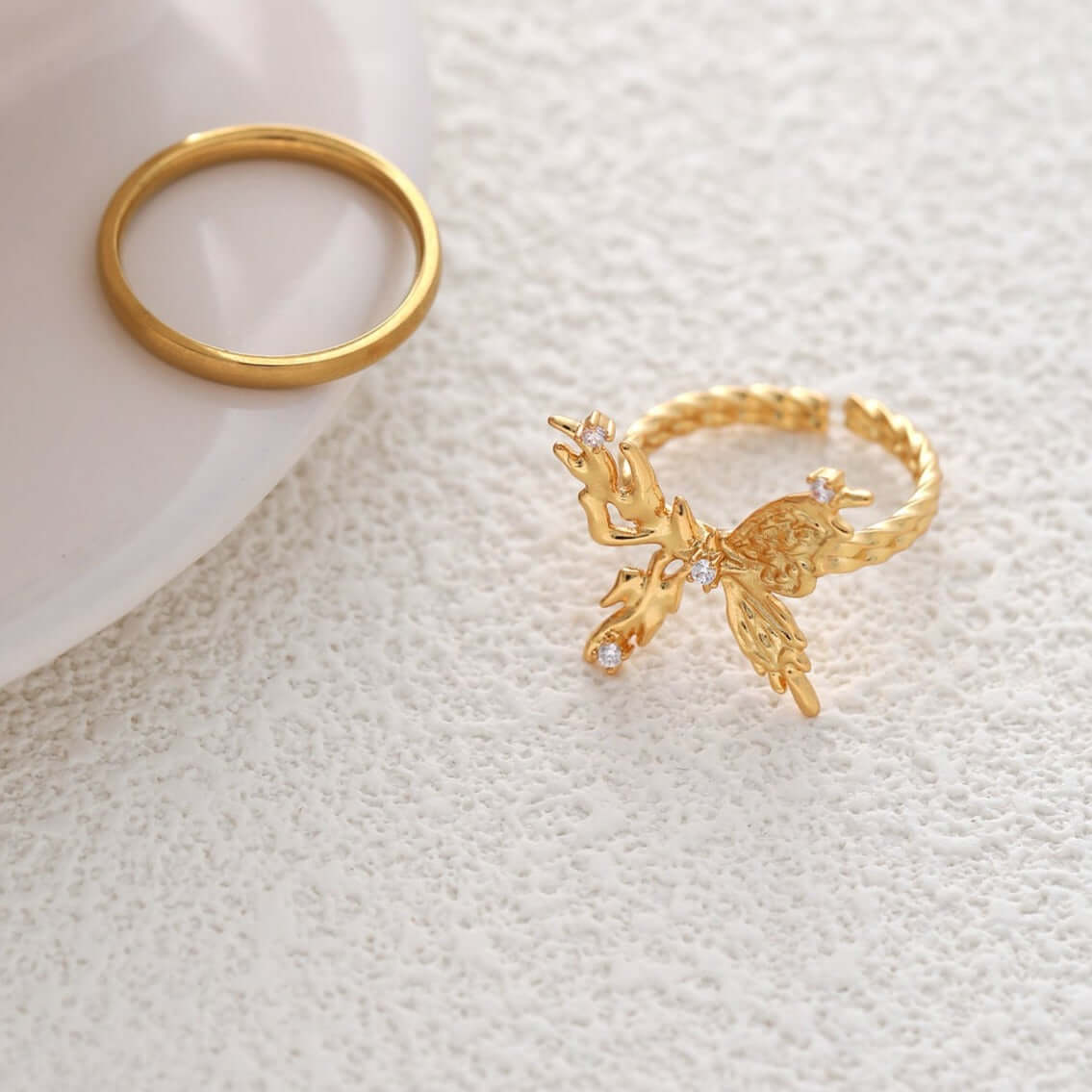 18K Gold Chunky Butterfly Cocktail Rings for Women - Elegant Statement Jewelry for Parties, Weddings & Special Occasions | QT2304