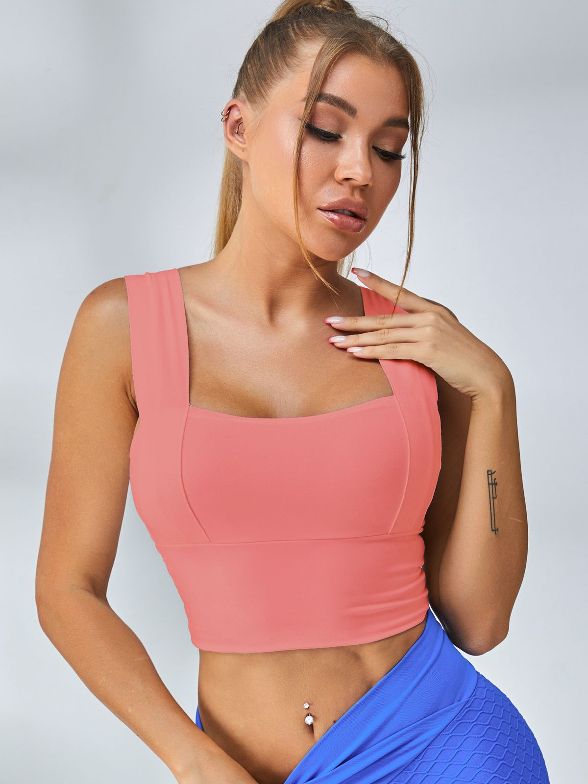 ZASUWA Women's Wide Shoulder Strap Sports Bras - High Support Workout Bra for Running, Yoga & Gym - Comfortable & Breathable Activewear for Fitness & Training
