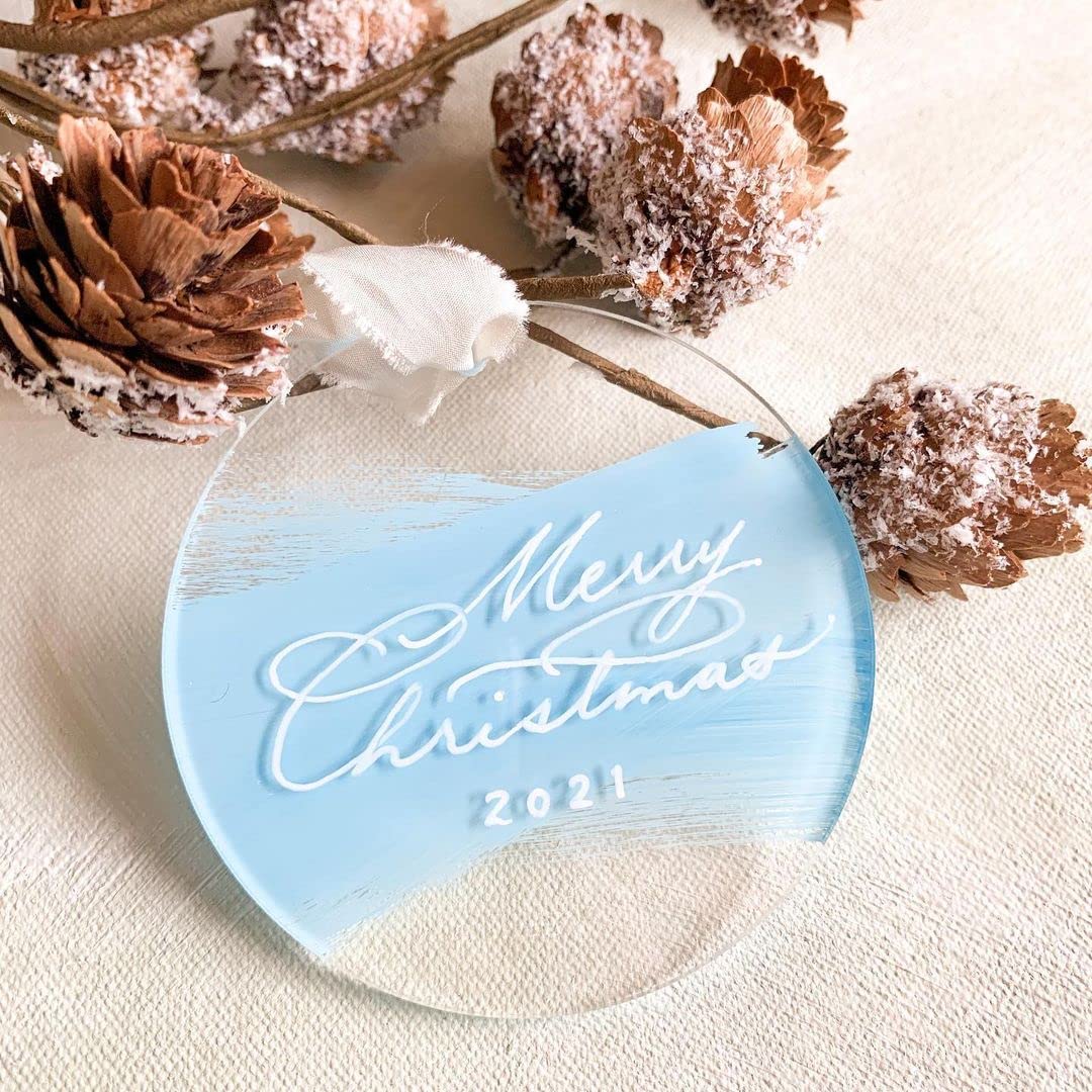 30 PCS 2.5 Inch Clear Acrylic Round Blanks for Vinyl Crafts - 1/8 Inch Thick DIY Acrylic Circles with Hole - Perfect for Ornaments, Keychains, Gift Tags - Great for Christmas Decorations, Party Favors, Handmade Jewelry Making