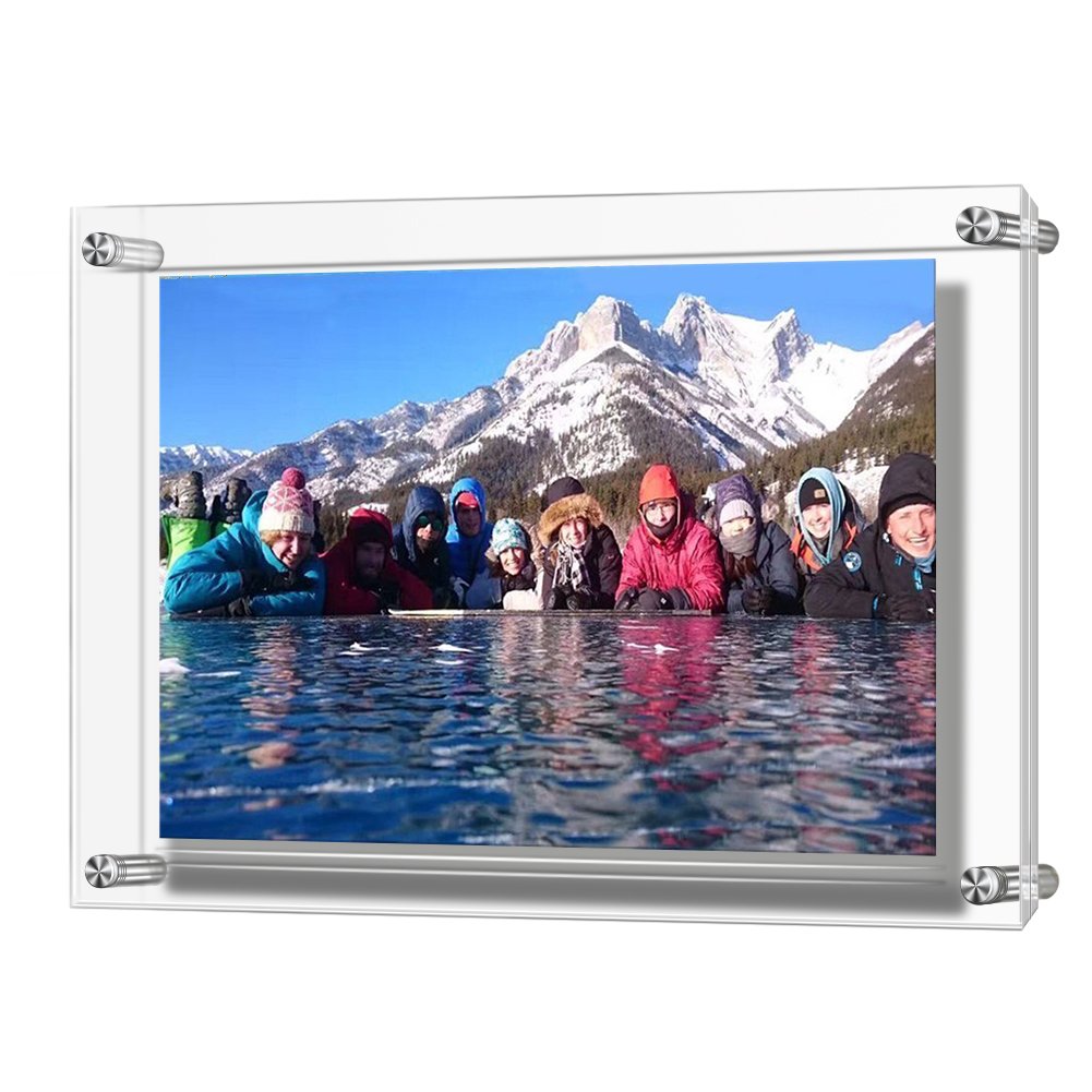A4 Acrylic Wall Frame - Clear Hanging Photo Display for 32x23cm Pictures & Certificates - Home & Office Decor