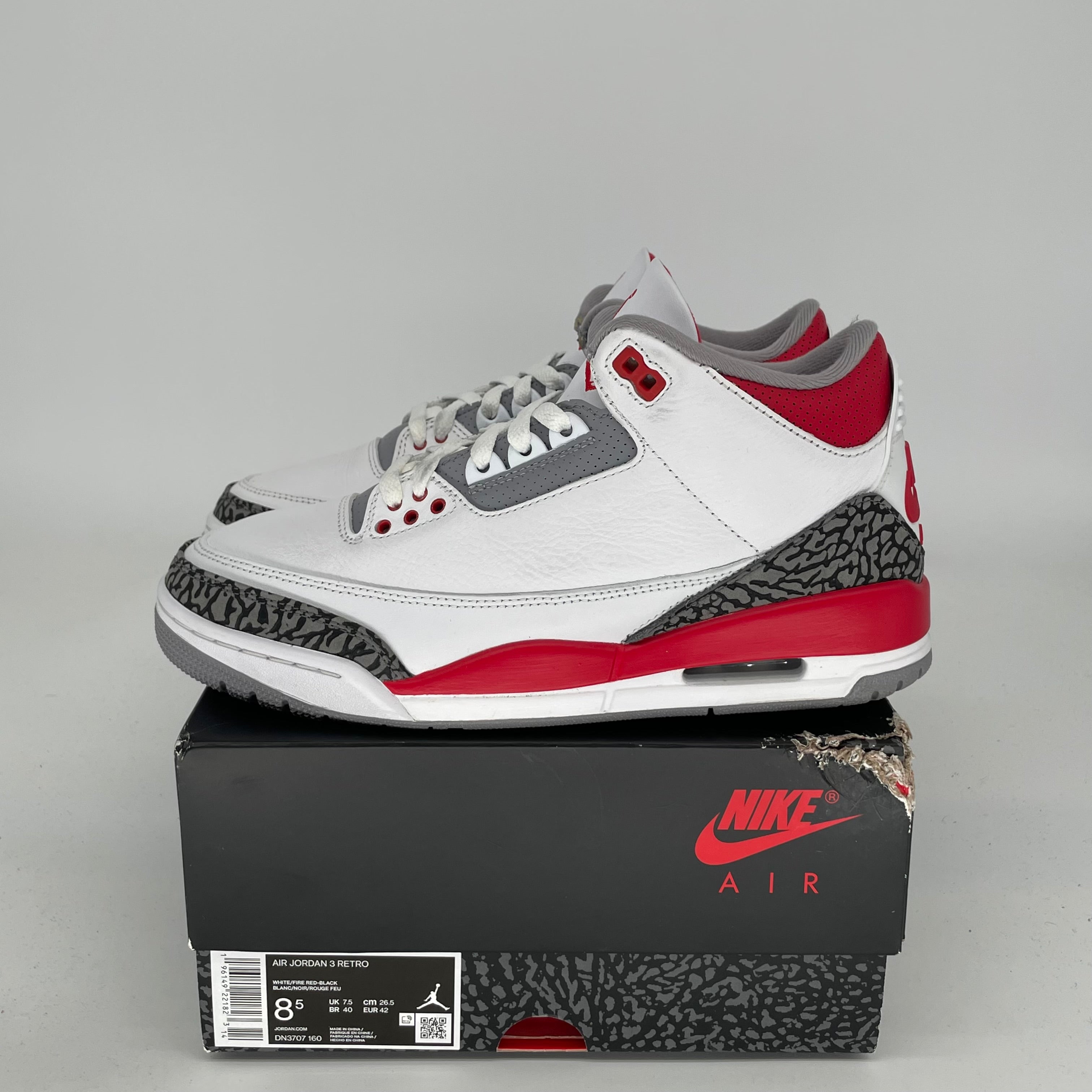 AIR JORDAN 3 Retro Fire Red Men's Basketball Shoes Size 8.5 DN3707-160 - Perfect for Streetwear & Sneaker Collectors