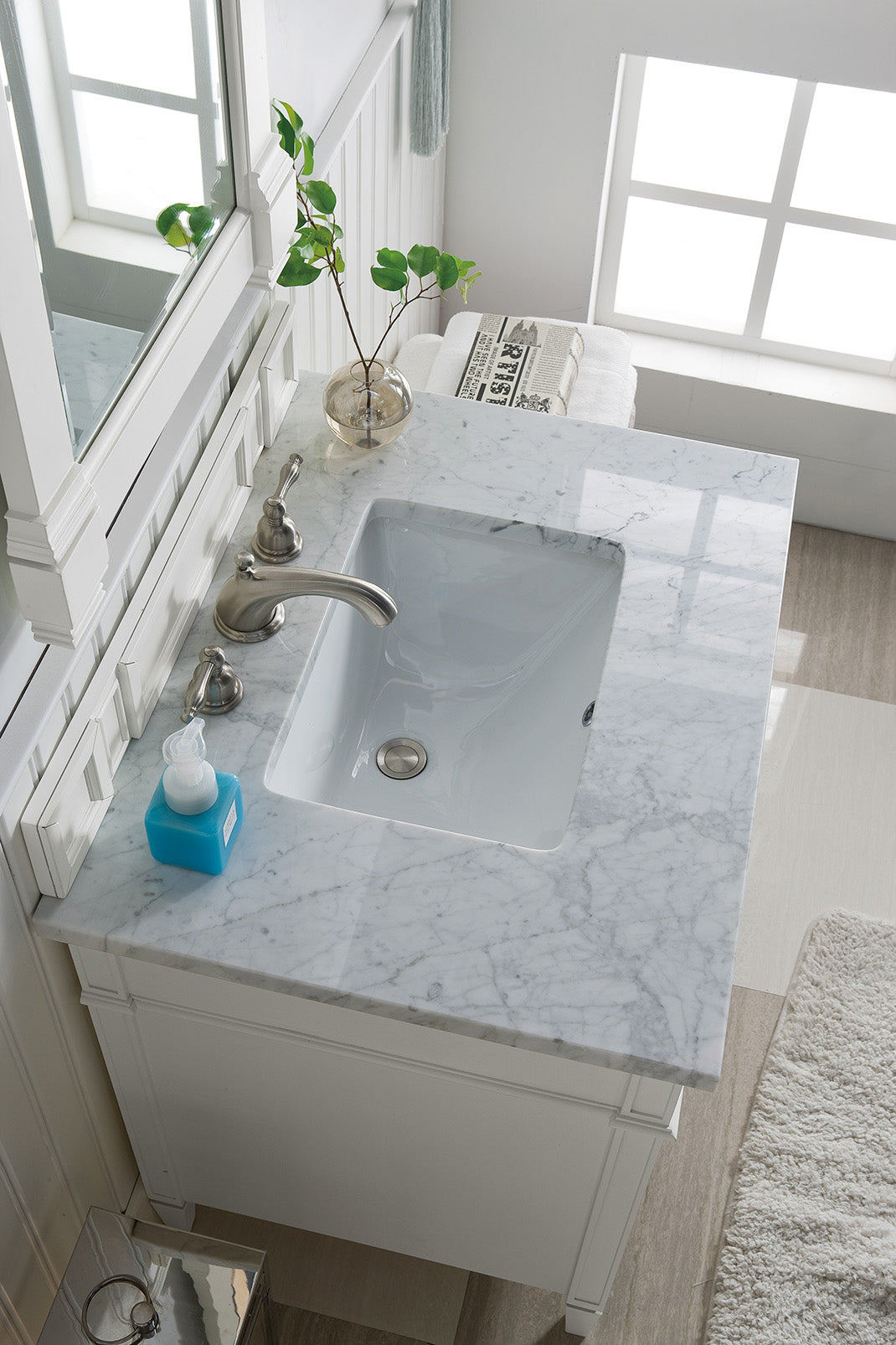 Brittany 30-Inch Single Bathroom Vanity Set with Bright White Finish & 3CM Carrara Marble Top - Perfect for Modern Master Bathrooms and Powder Rooms