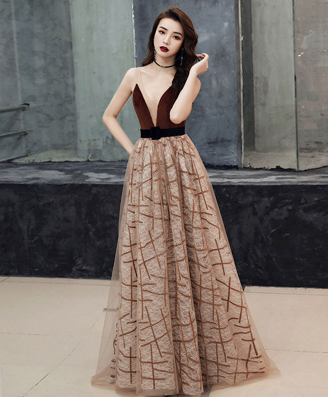 Elegant Champagne V-Neck Tulle Long Prom Dress for Evening Gowns & Formal Events - Perfect for Prom, Homecoming, and Black Tie Occasions