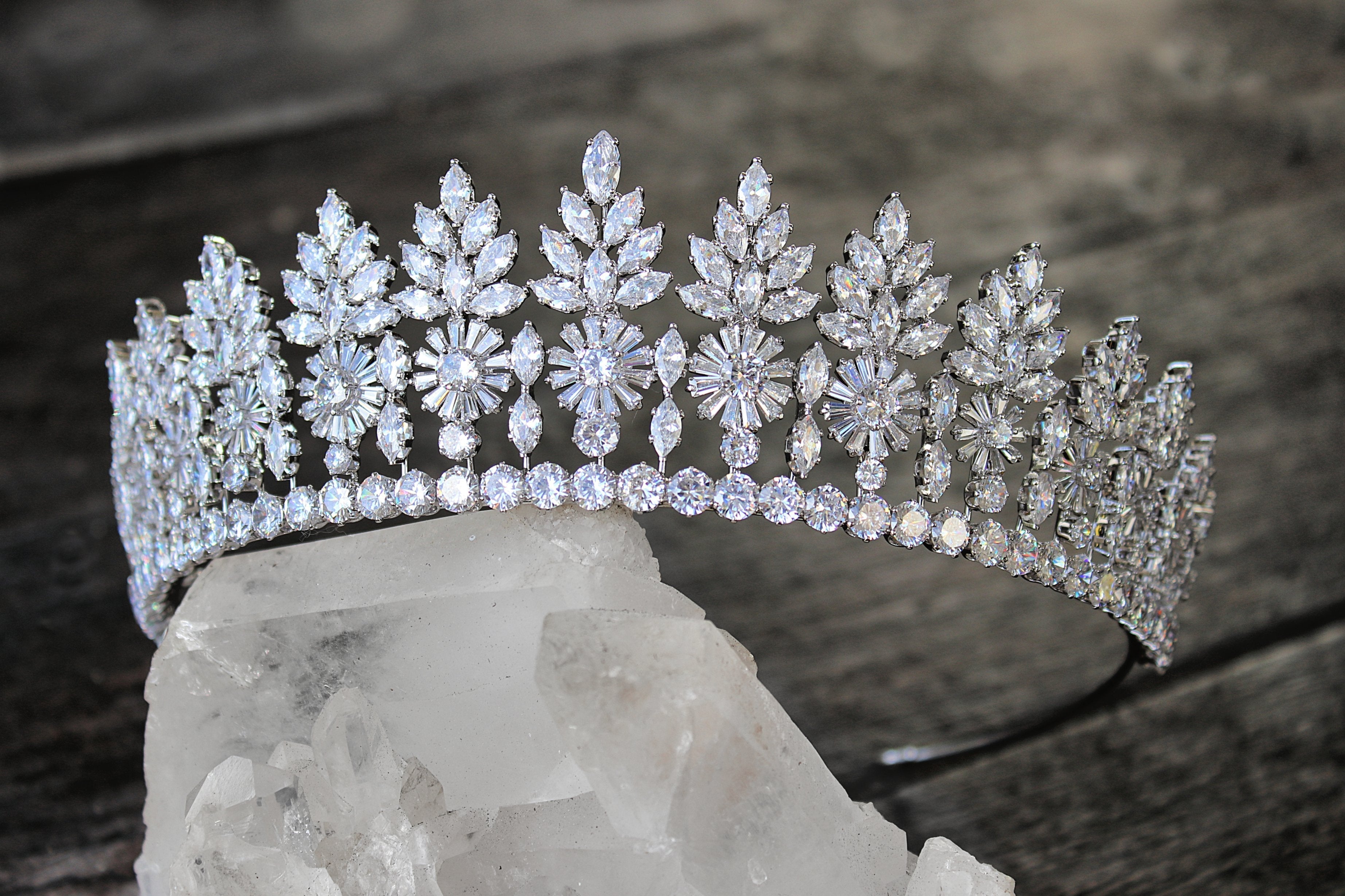 Elegant Duchess Tiara Crown for Women - Vintage Royal Wedding Bridal Headpiece | Perfect for Prom, Pageants, and Costume Parties