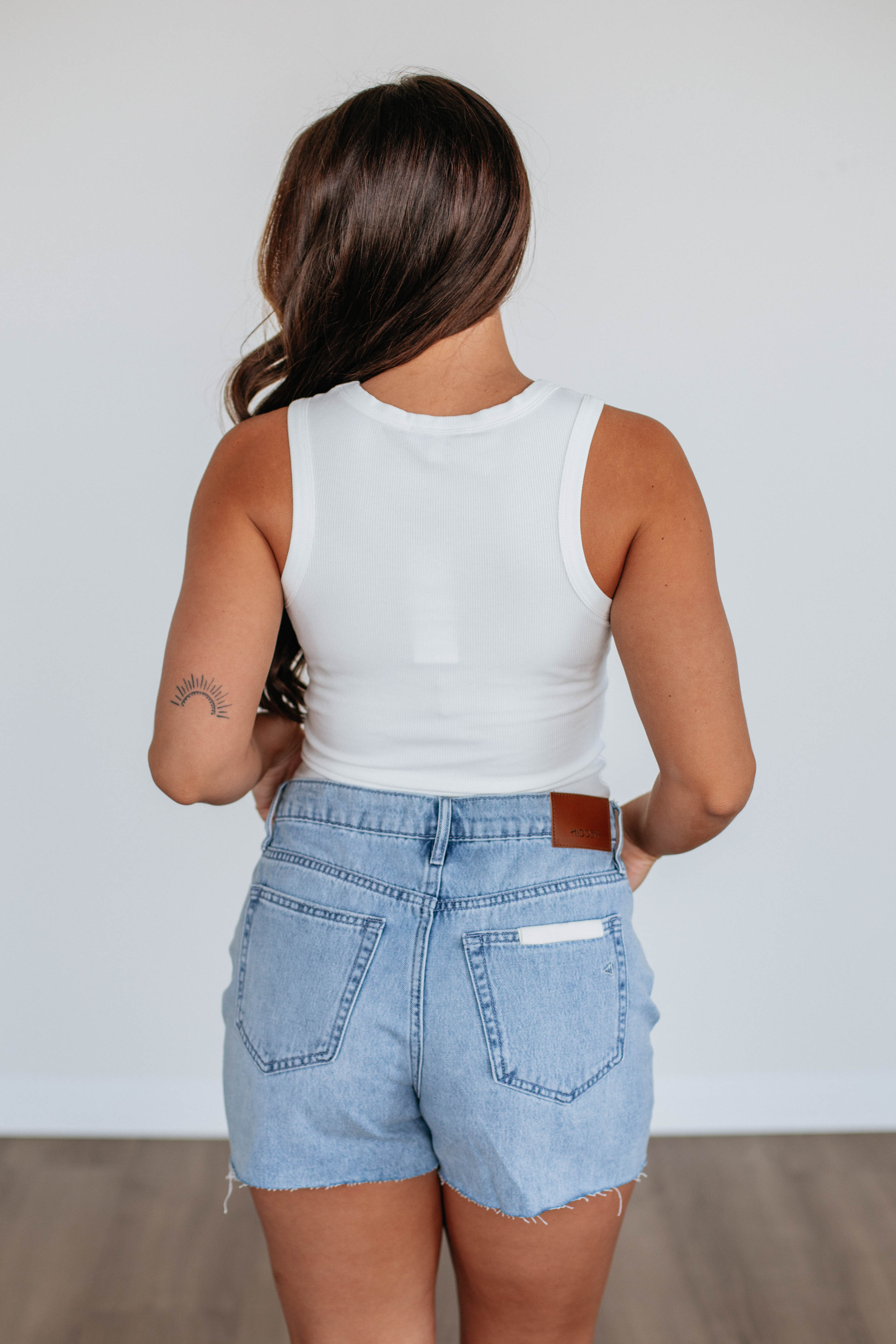 Feeling Spicy Tank Top - Women's Sexy Sleeveless Crop Top for Summer, Gym & Night Out | Trendy Casual & Party Wear